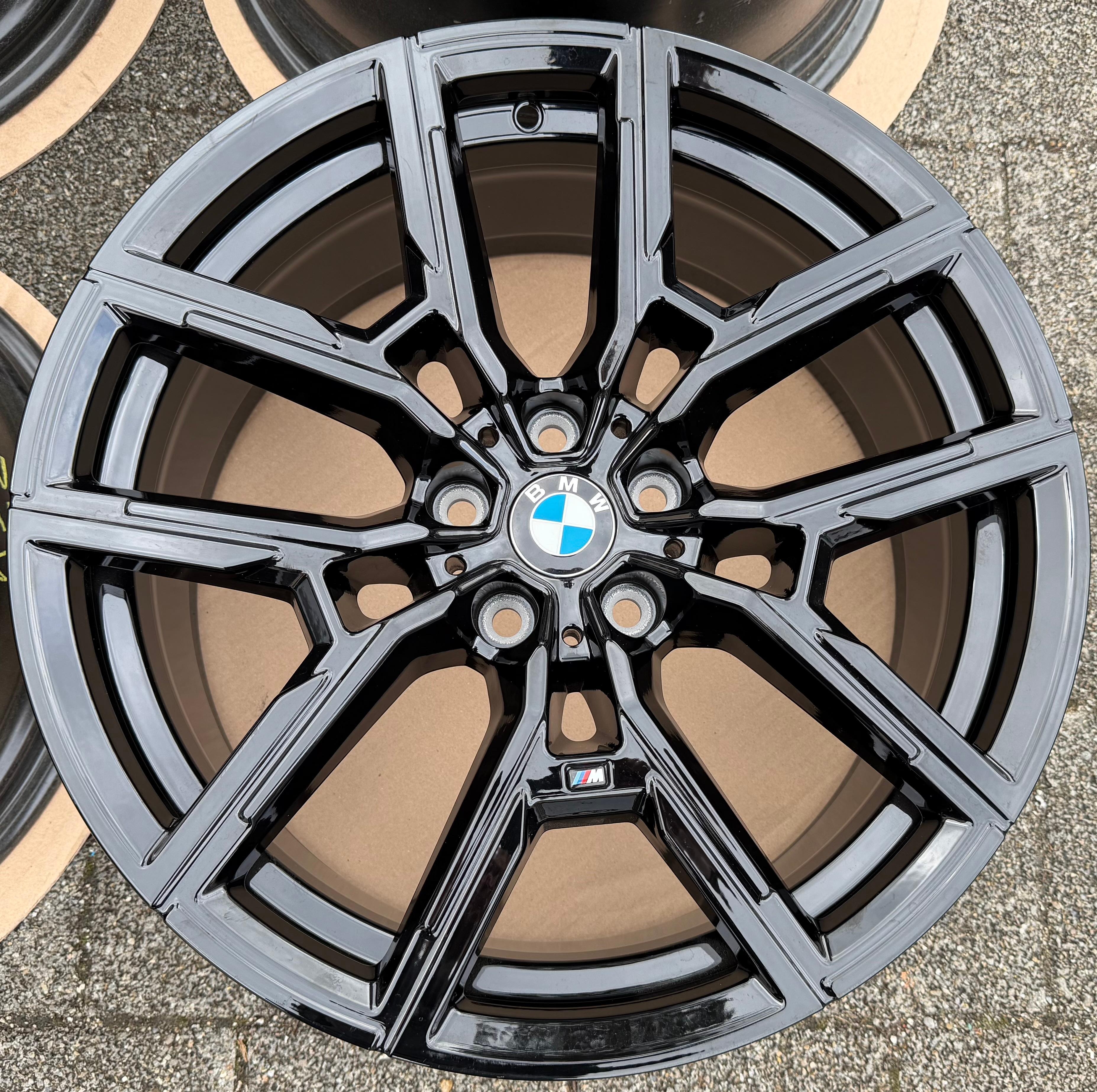4 llantas de aleación originales de 19" para BMW Serie 4 Gran Coupé G26 i4, modelo 859M con sistema de control de presión de neumáticos (TPMS), nuevas