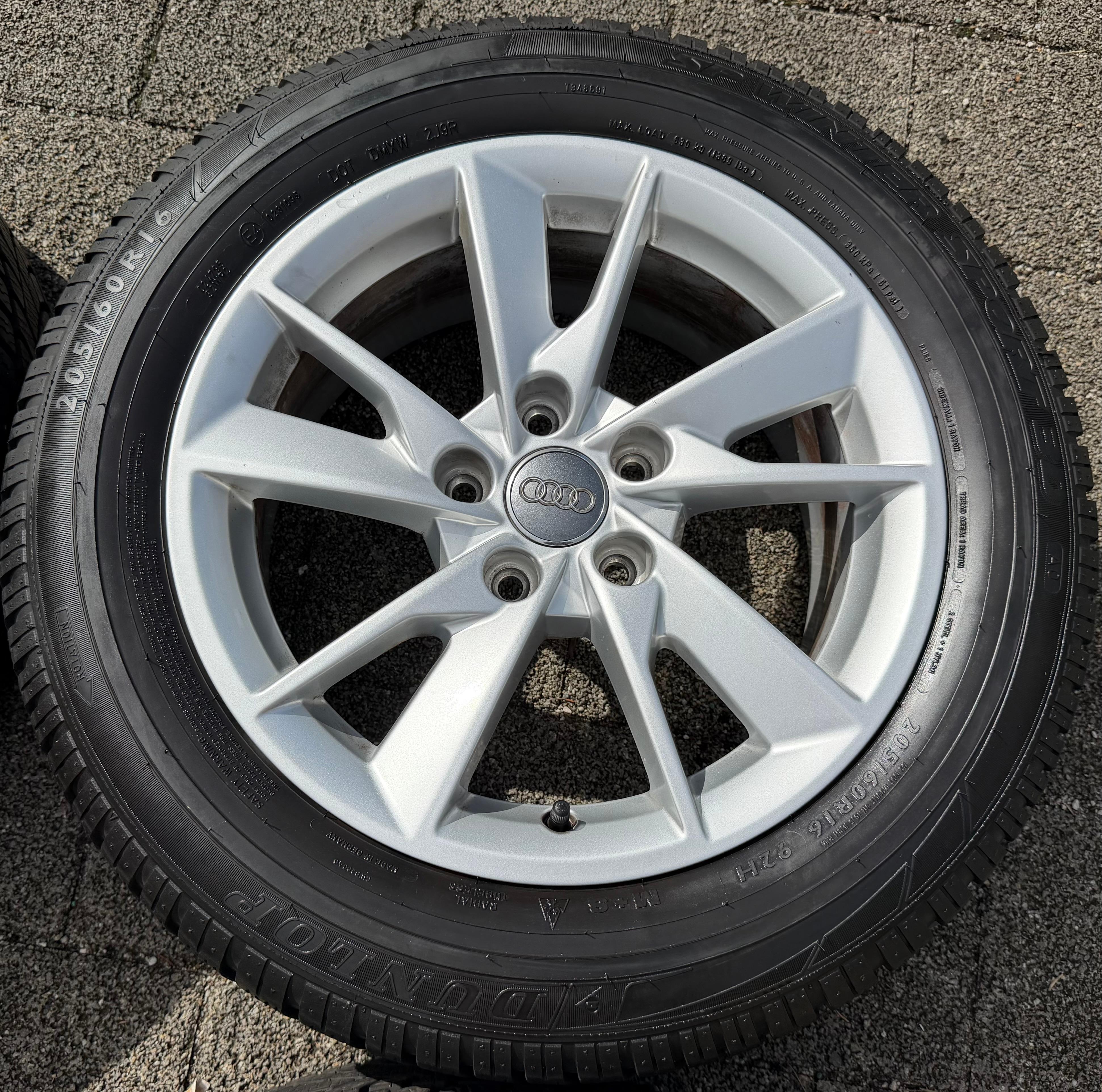 4 Original Alu Winterräder Audi A4 8W B9 8W0601025A 205/60R16 92H Dunlop