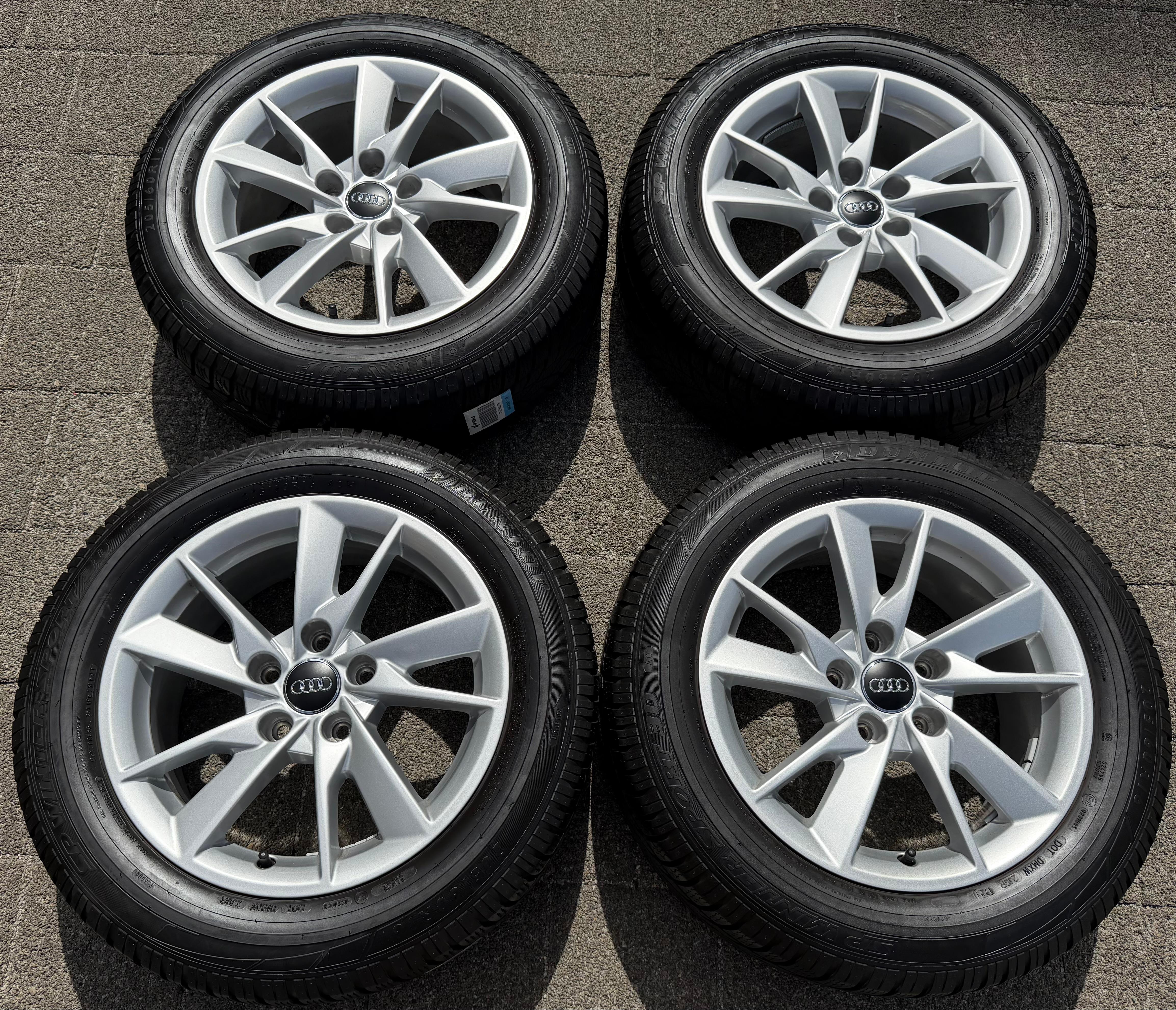 4 Original Alu Winterräder Audi A4 8W B9 8W0601025A 205/60R16 92H Dunlop