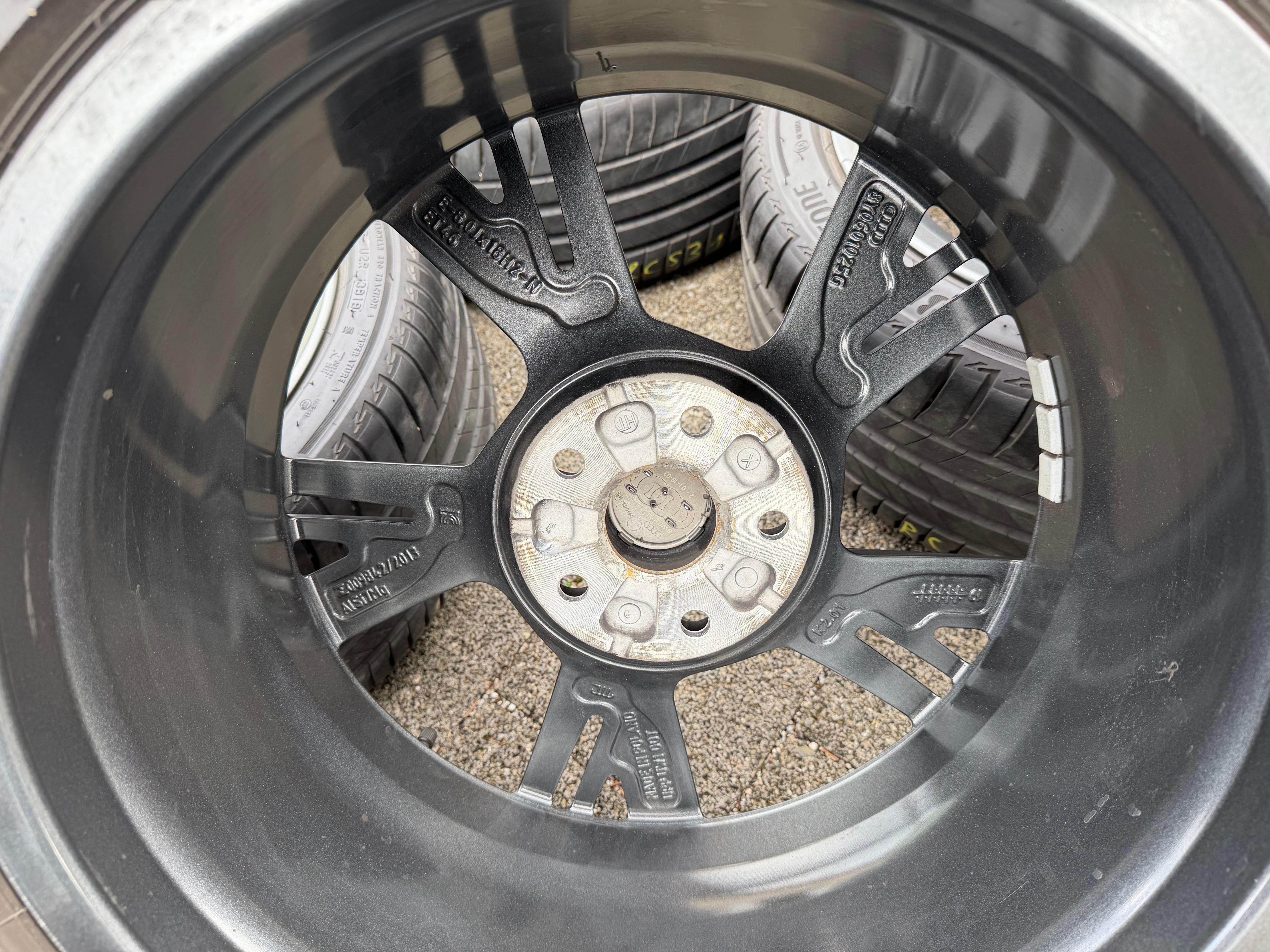 4 Original 18" Alu Sommerräder Audi A3 8Y S3 8Y0601025G 225/40R18 92Y Bridgestone