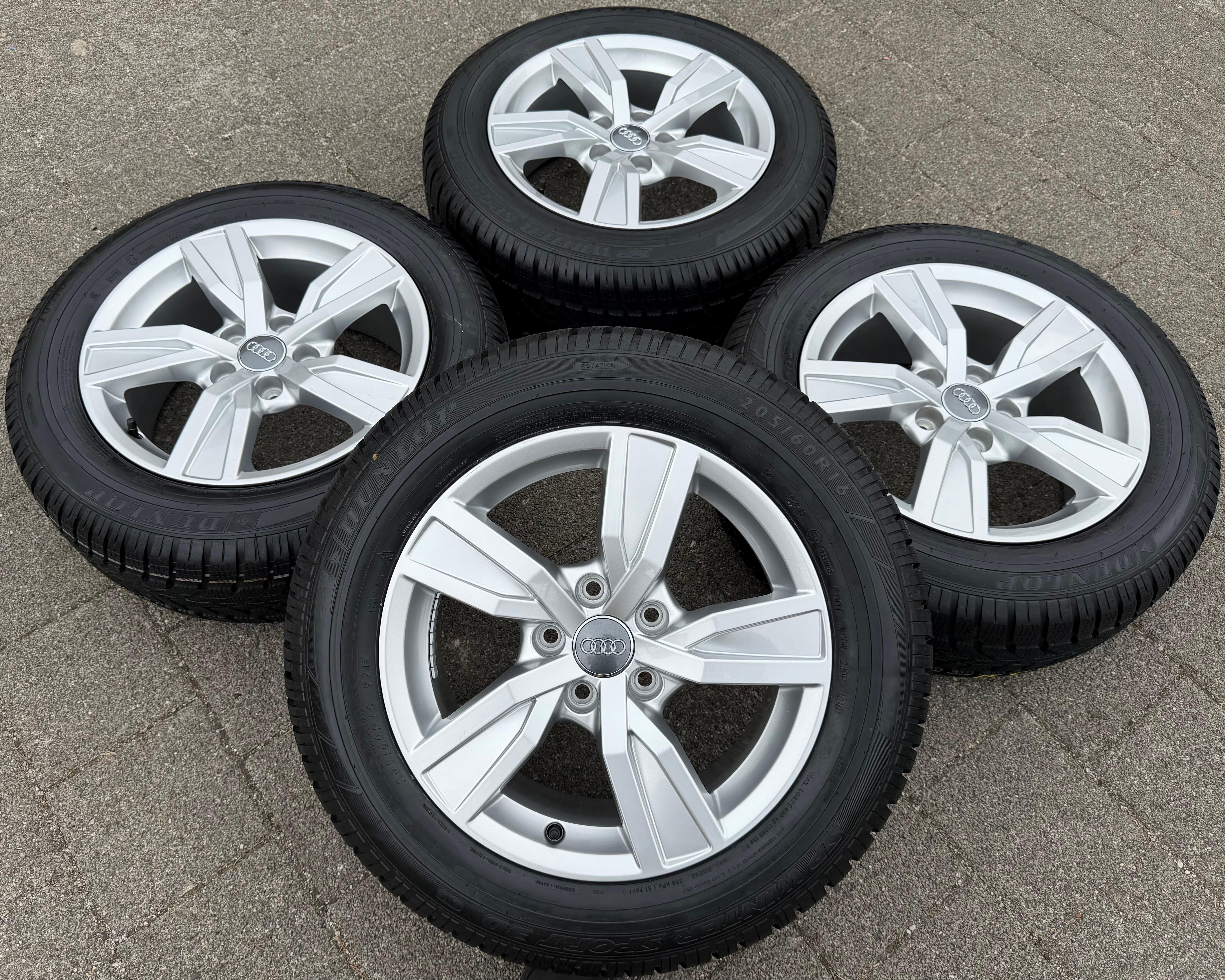 4 Original Alu Winterräder Audi A4 8W B9 8W0601025A 205/60R16 92H Dunlop