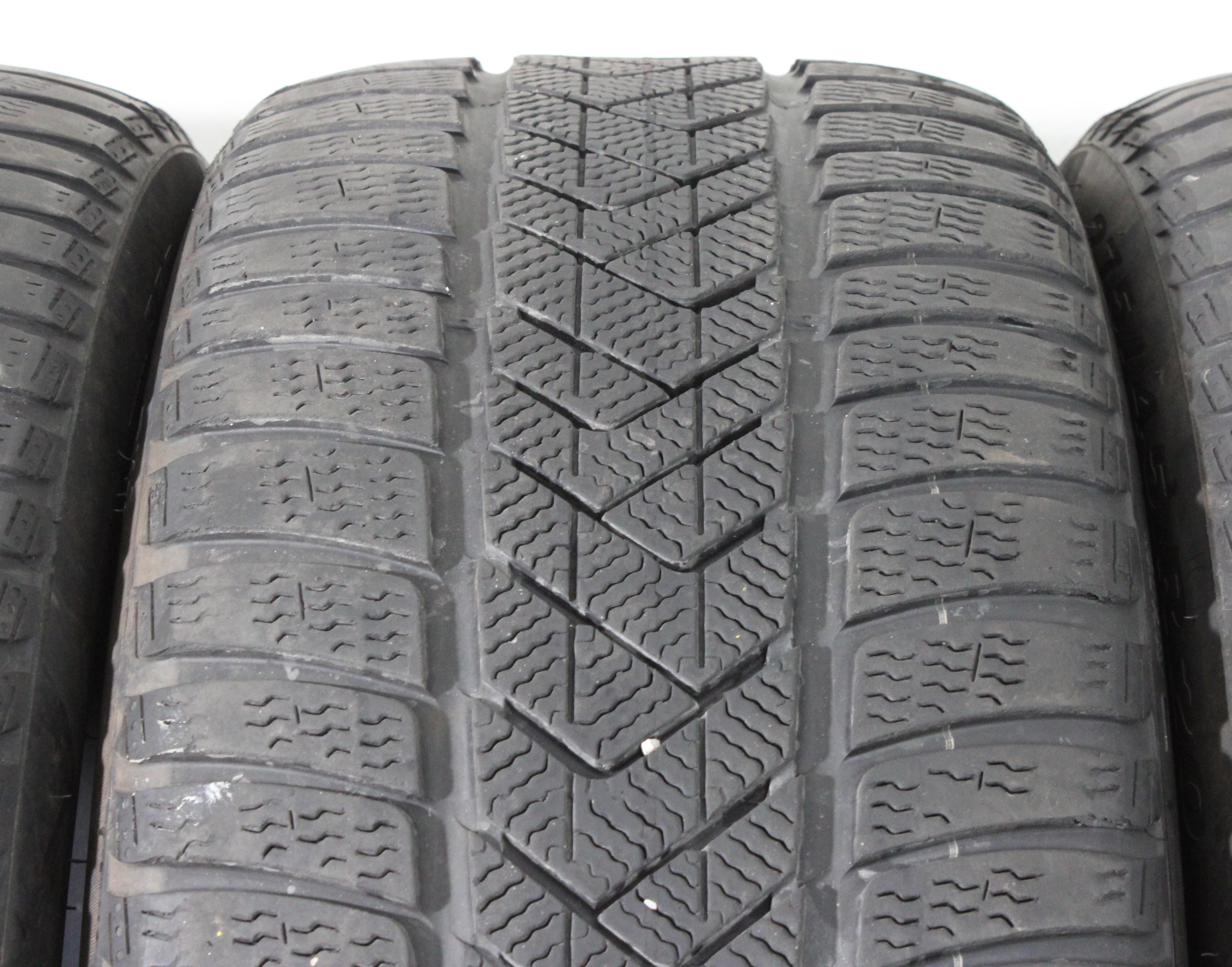 4 x 275/45R20 110V pneus hiver Pirelli Scorpion Winter* Runflat 5-5,5 mm 2022