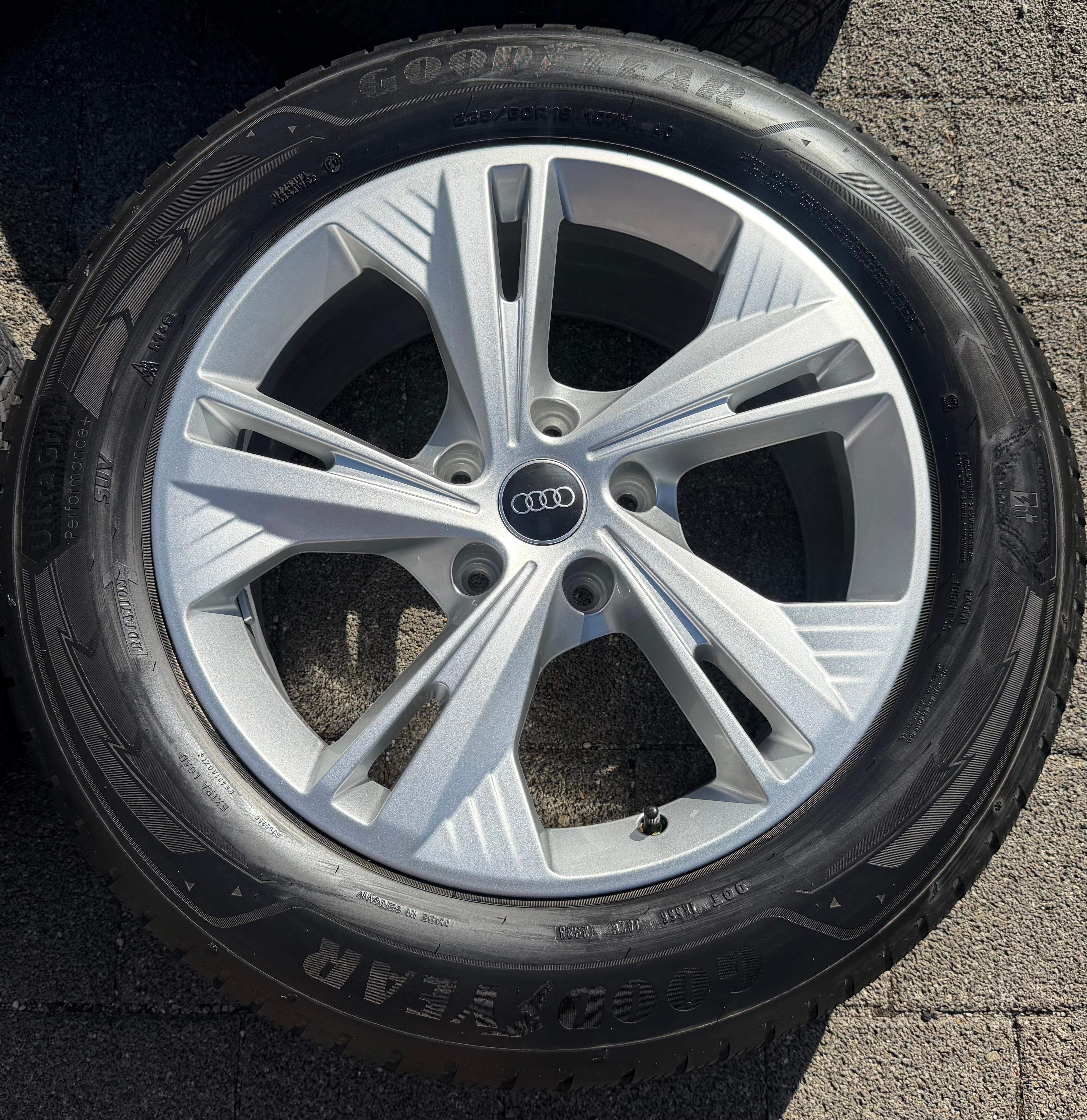 4 Original 19" Alu Winterräder AUDI Q6 SQ6 GF 85H601025F 85H601025G Goodyear