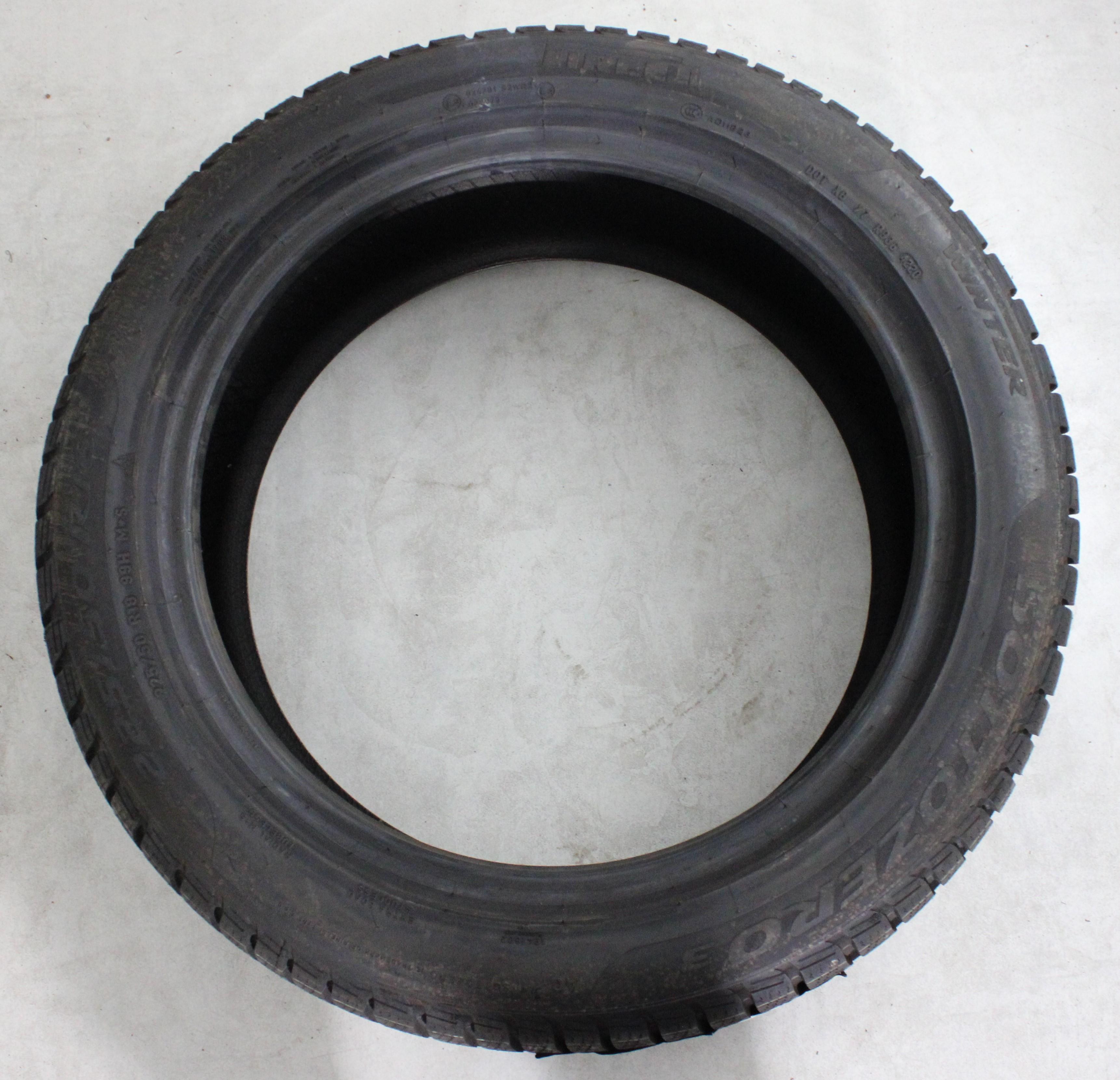1 x 225/50R18 99H Winterreifen Pirelli Sottozero 3 7,5mm 2020 AO