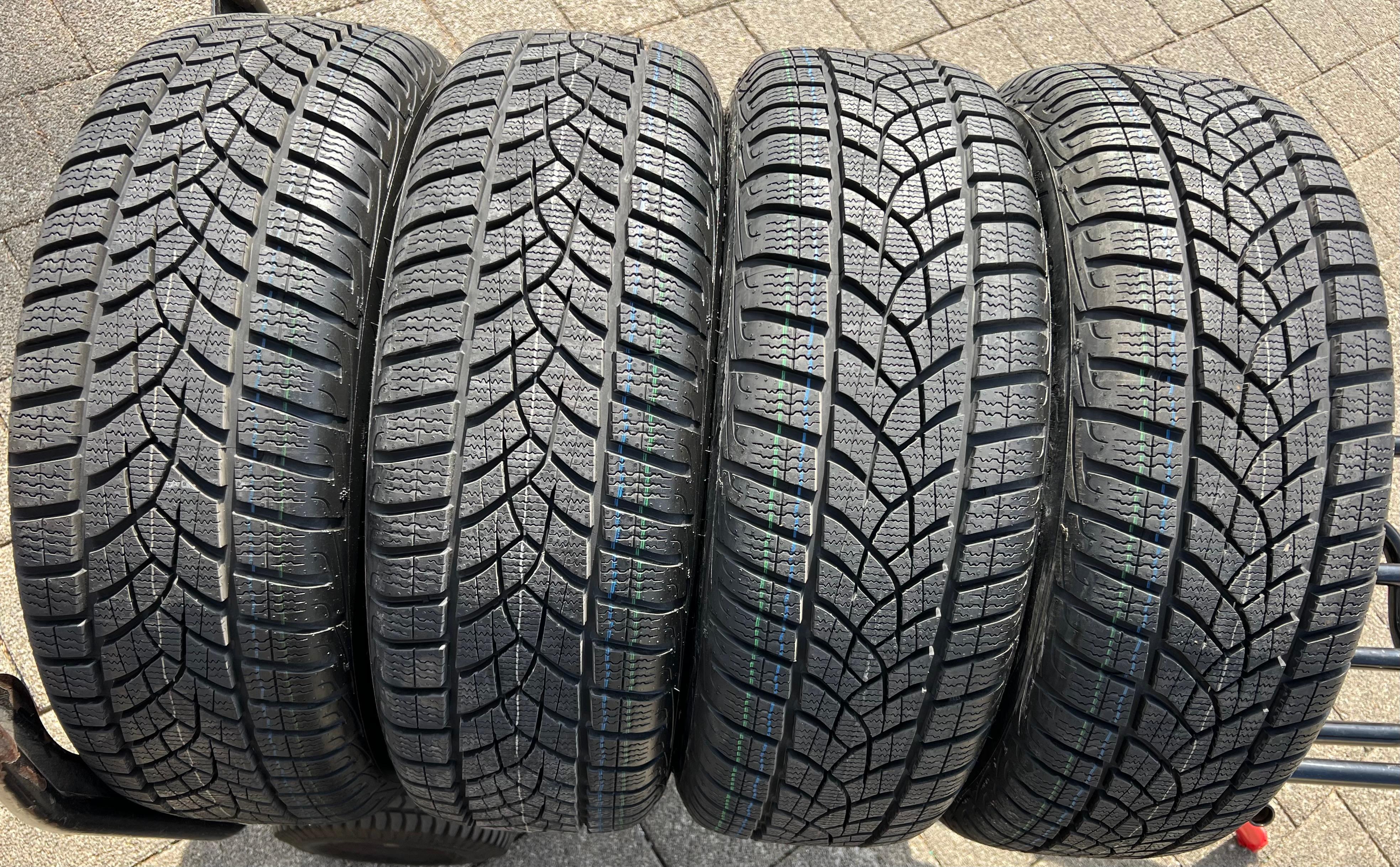 4 x 205/60R16 96H Winterreifen Goodyear Ultra Grip Performance GEN-1 Volles Profil 2020 *