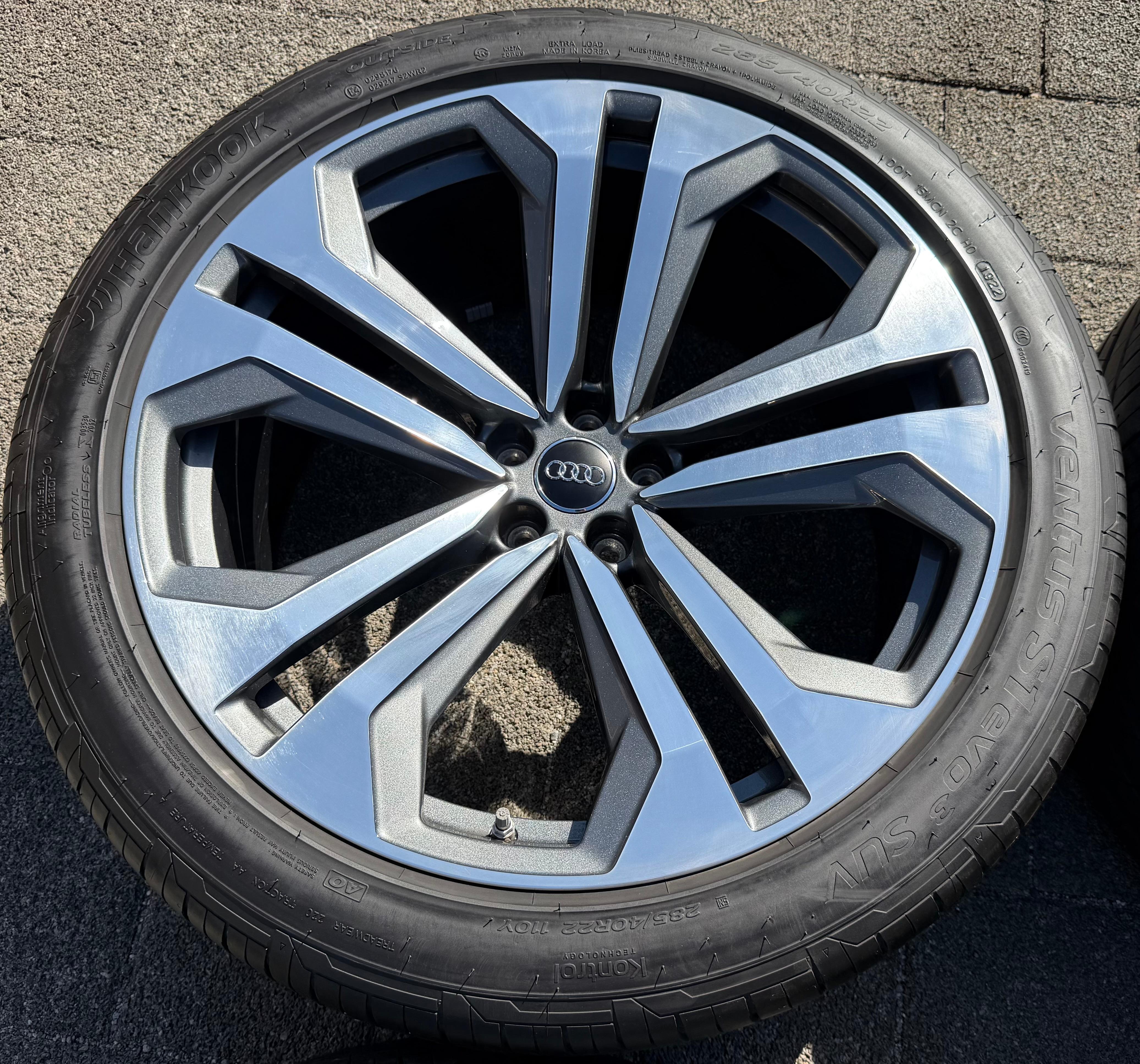 4 Original 22" Alu Sommerräder Audi Q8 SQ8 4M 4M8601025K 285/40R22 110Y Hankook RDKS