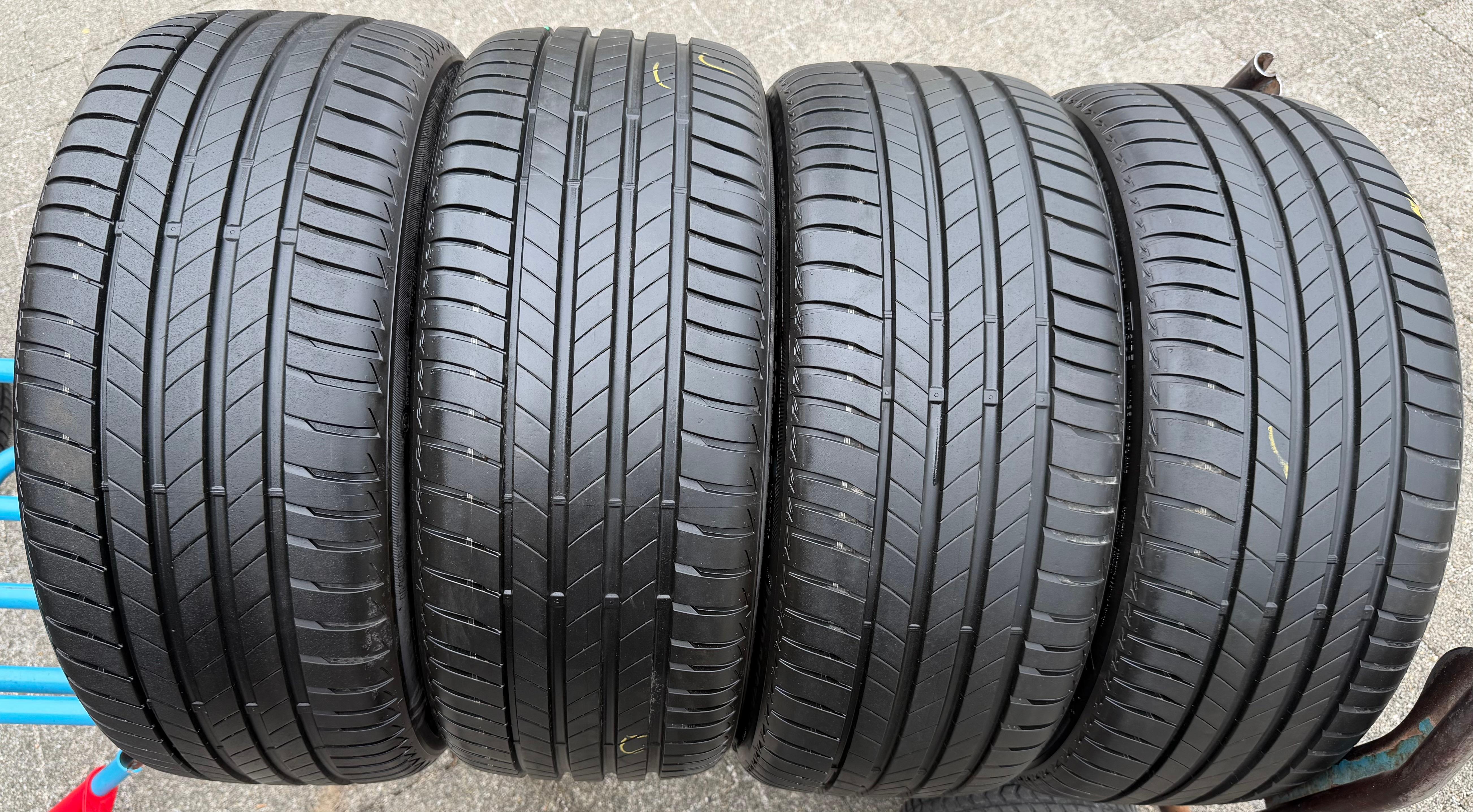 4 roues été complètes en aluminium d’origine 18" pour Audi A3 8Y S3 8Y0601025G 225/40R18 92Y Bridgestone