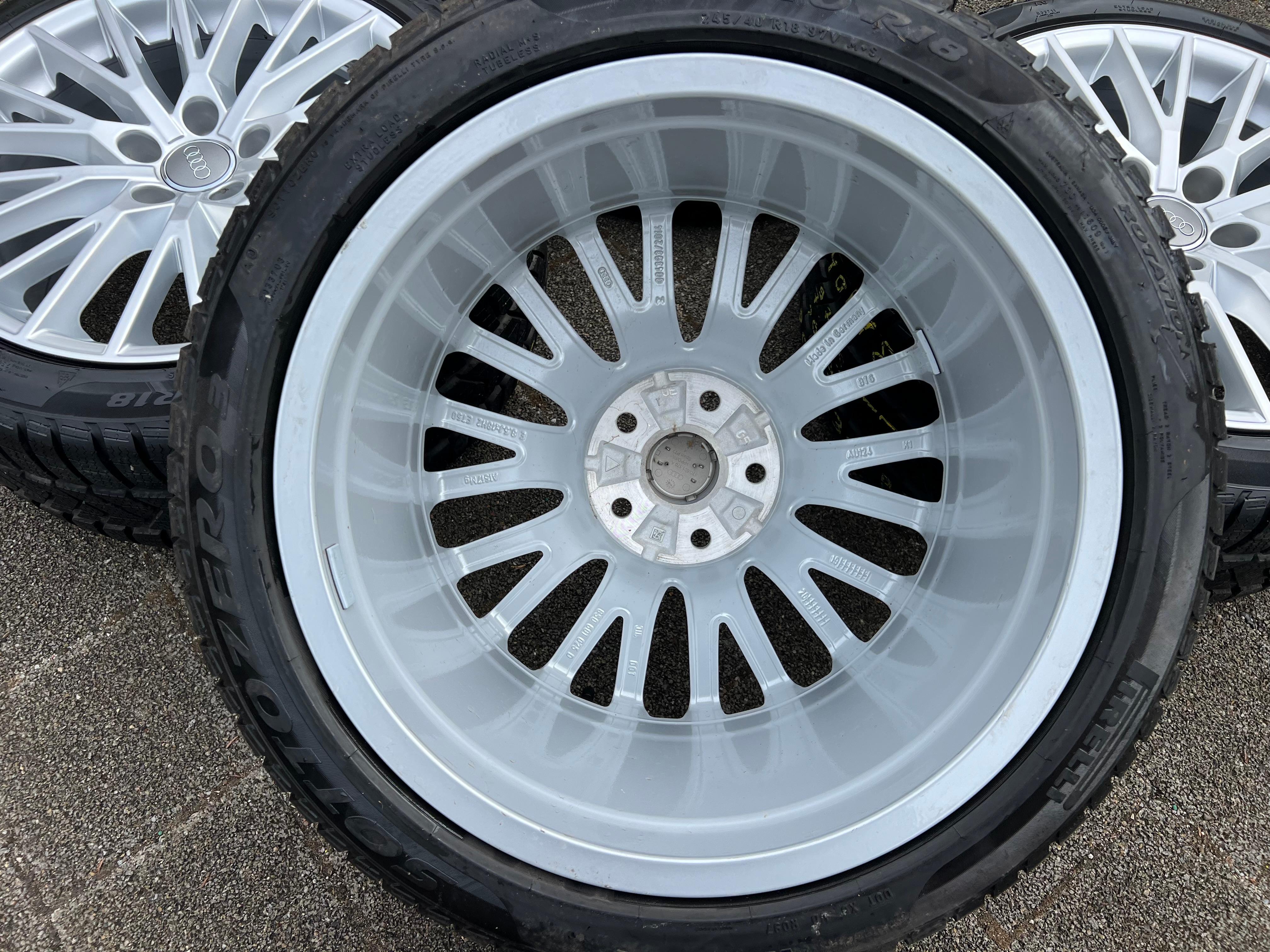 4 CERCHI INVERNALI ORIGINALI IN ALLUMINIO DA 18" AUDI TT TTS 8S 8S0601025D 245/40R18 98V PIRELLI CONSEGNA GRATUITA