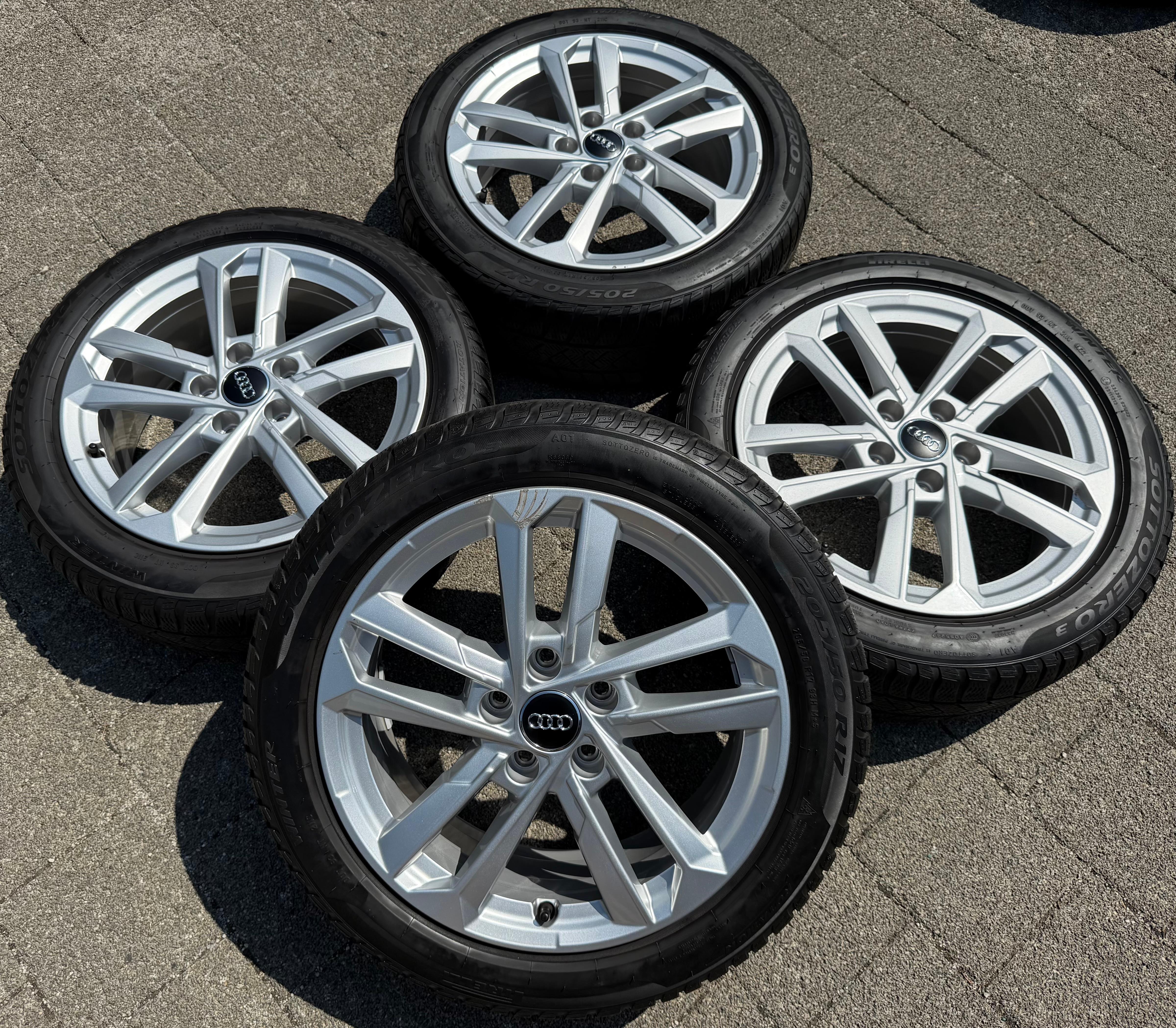4 Original 17" Alufelgen Felgen Audi A3 8Y 8Y0601025L 6,5x17 ET43