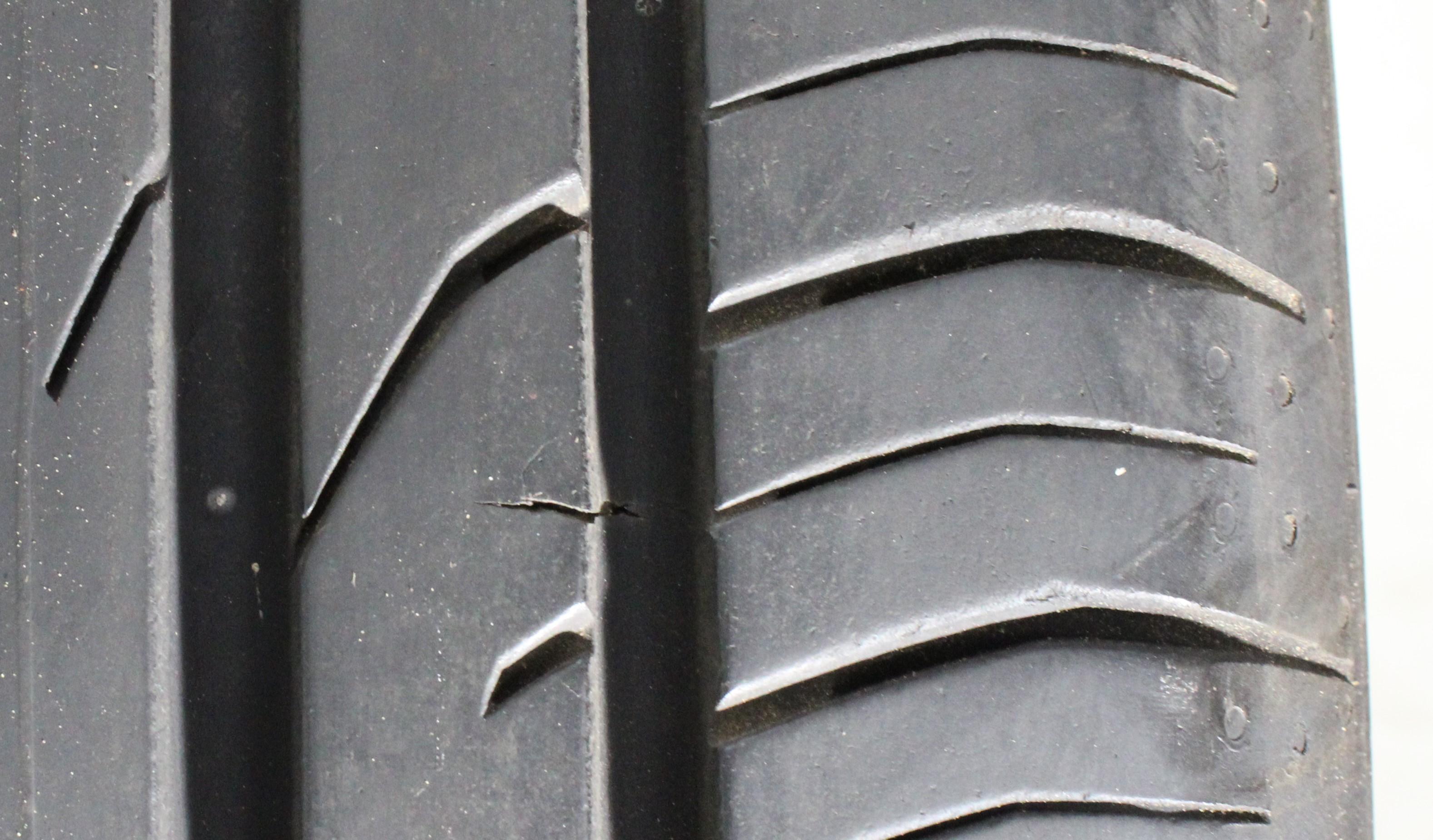 4 x 215/55R18 95H Sommerreifen Continental Premium Contact 2 NOM 6-6,5mm 2016