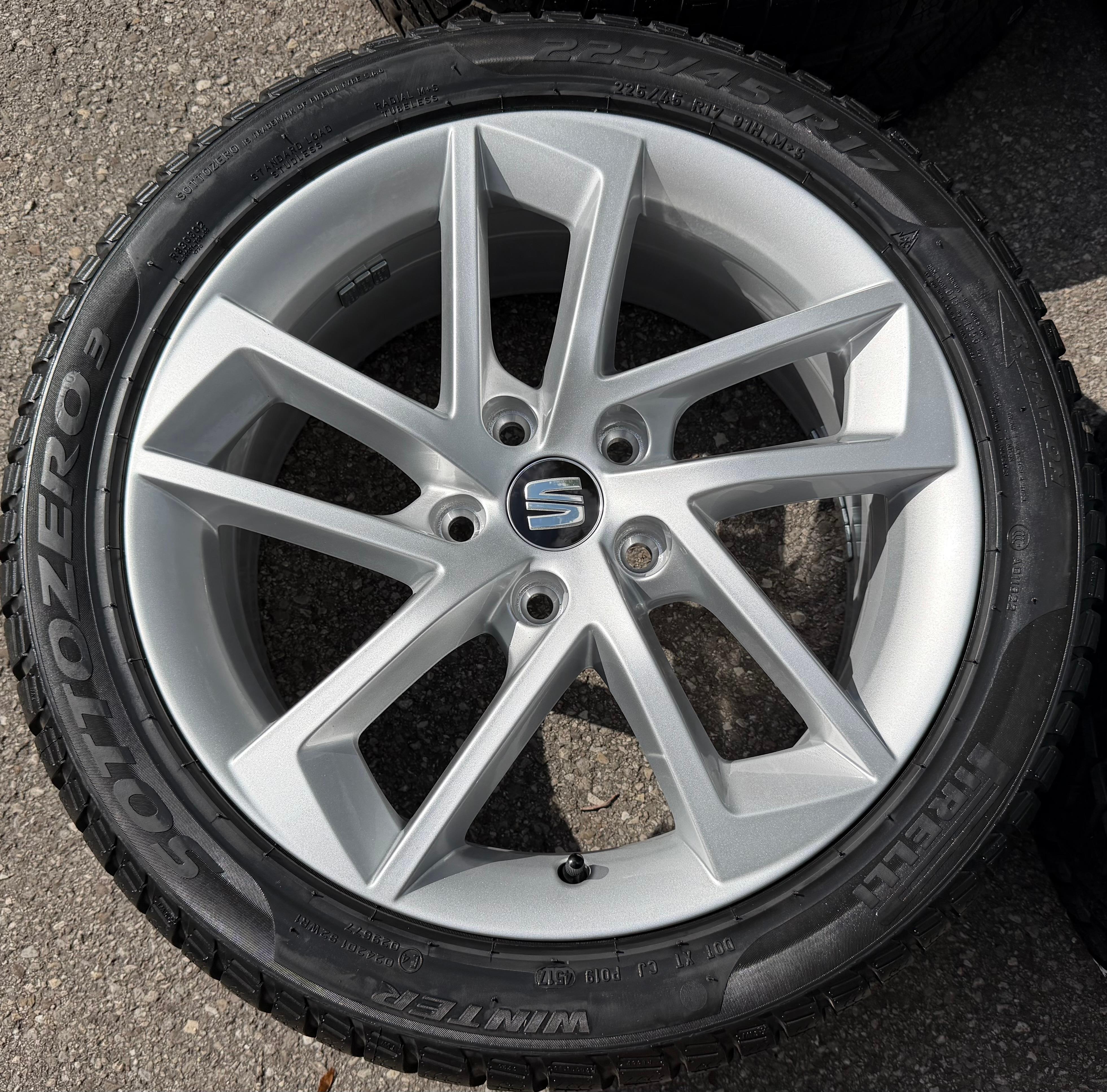 4 jantes d'hiver en aluminium d'origine 17 pouces pour Seat Leon 5F 5F0601025G 225/45R17 91H, livraison gratuite