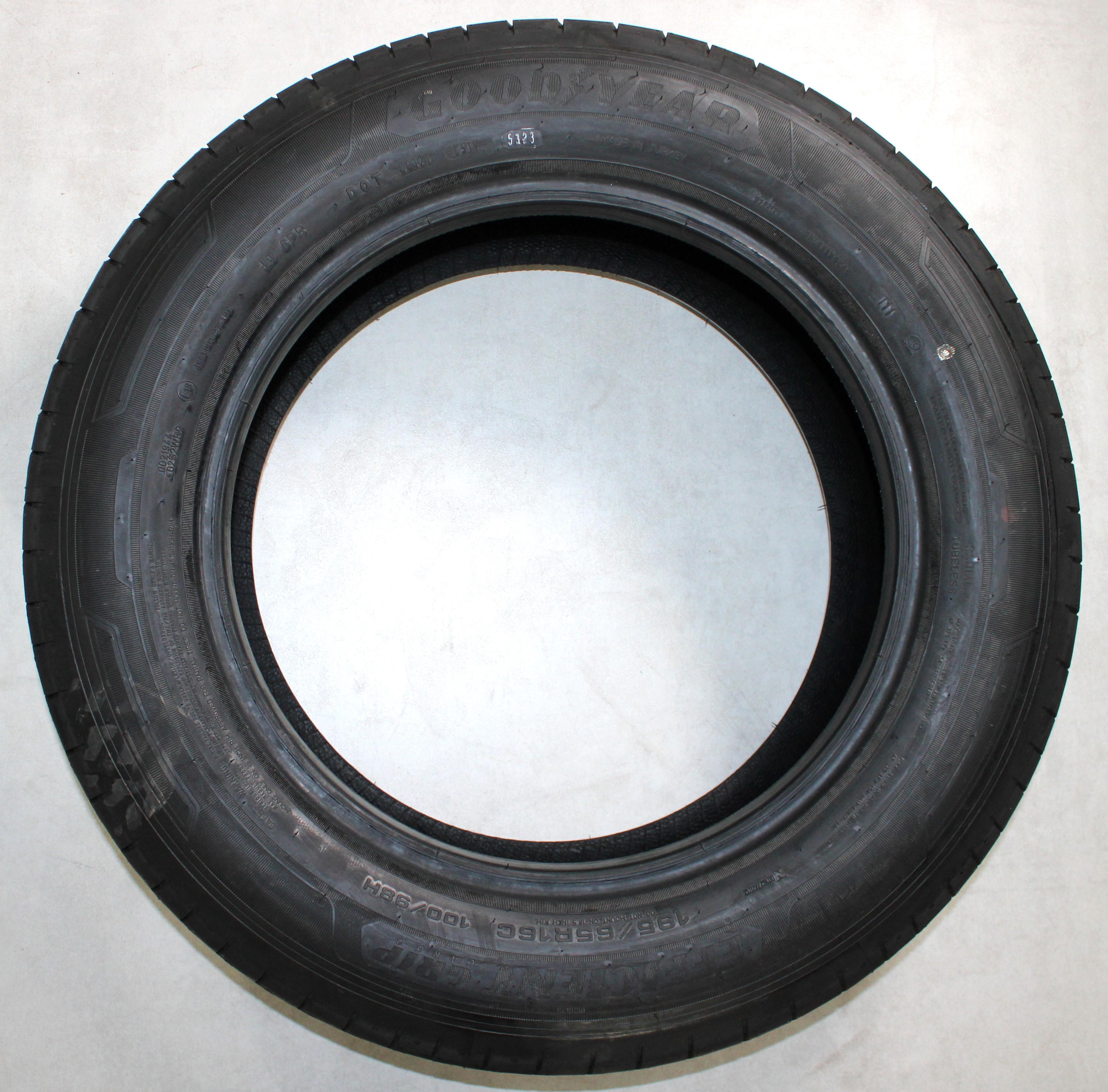 2 x 195/65R16C 100/98H Sommerreifen Goodyear Efficient Grip Cargo Volles Profil 2023