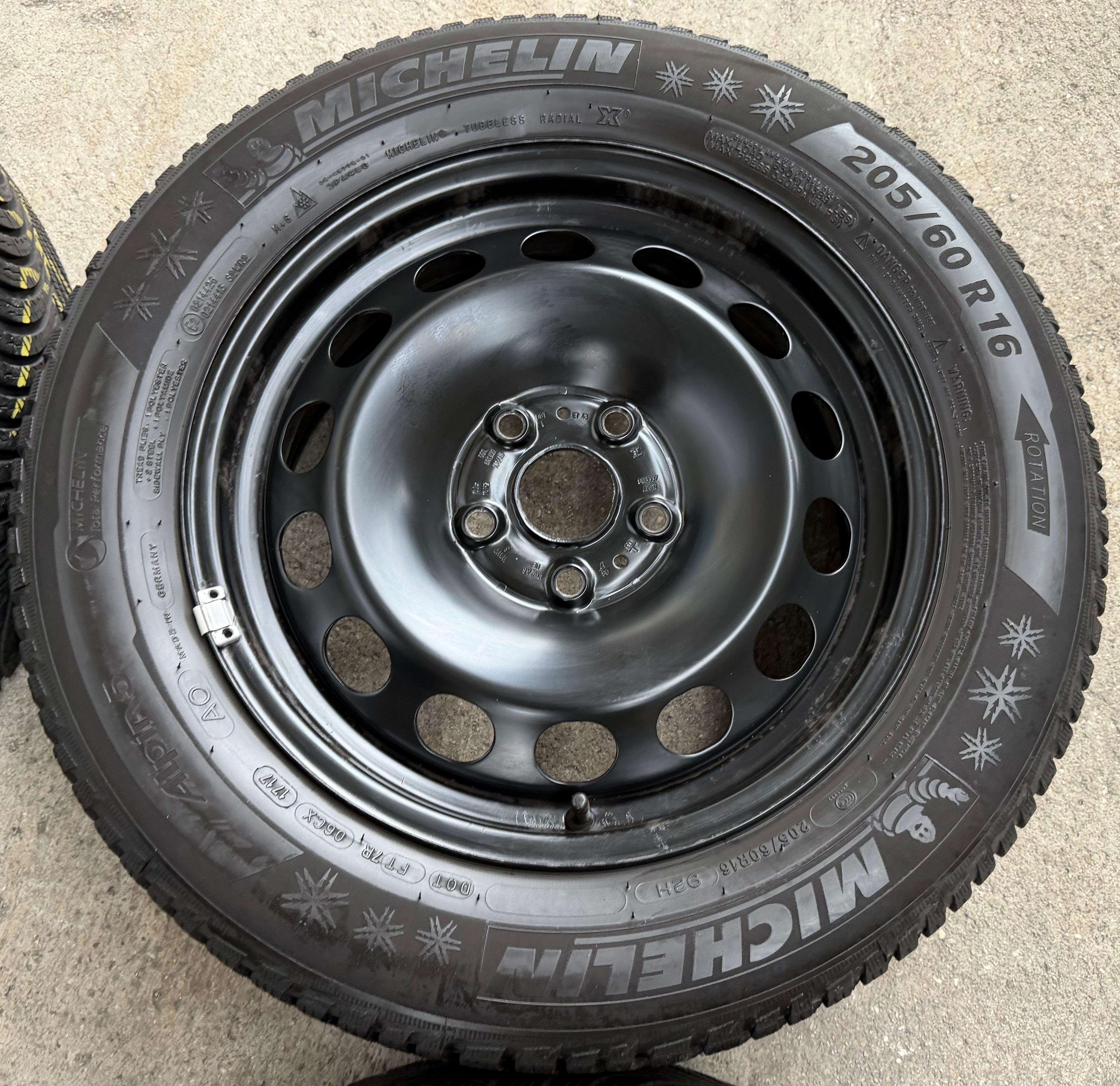 4 Winterräder Audi Q2 GA VW T-ROC A11 205/60R16 92H Michelin Alpin 5 Winterreifen