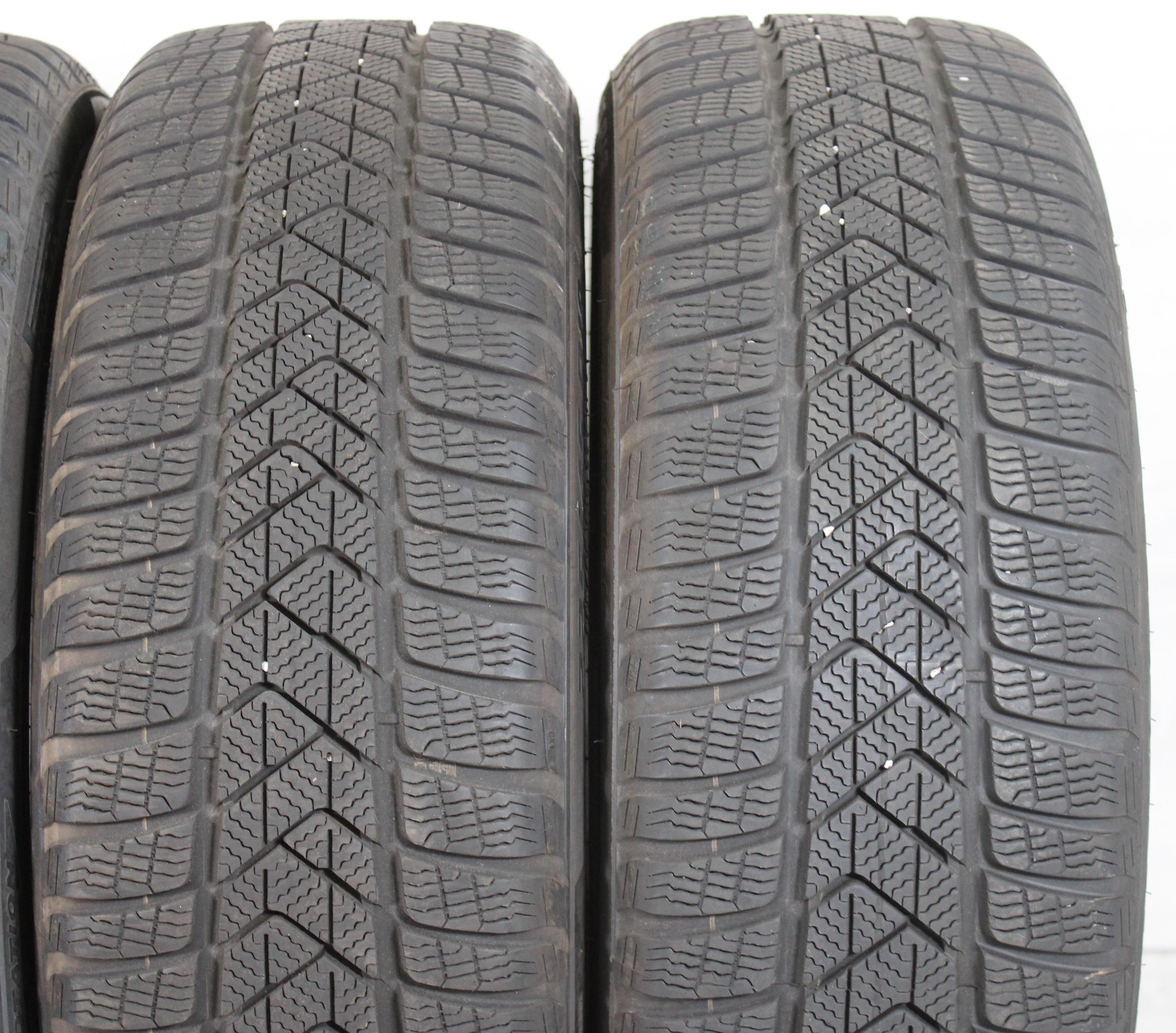 4 x 225/45R19 96V pneumatici invernali Pirelli Sottozero 3 Runflat 6,5mm 2020 * Consegna gratuita