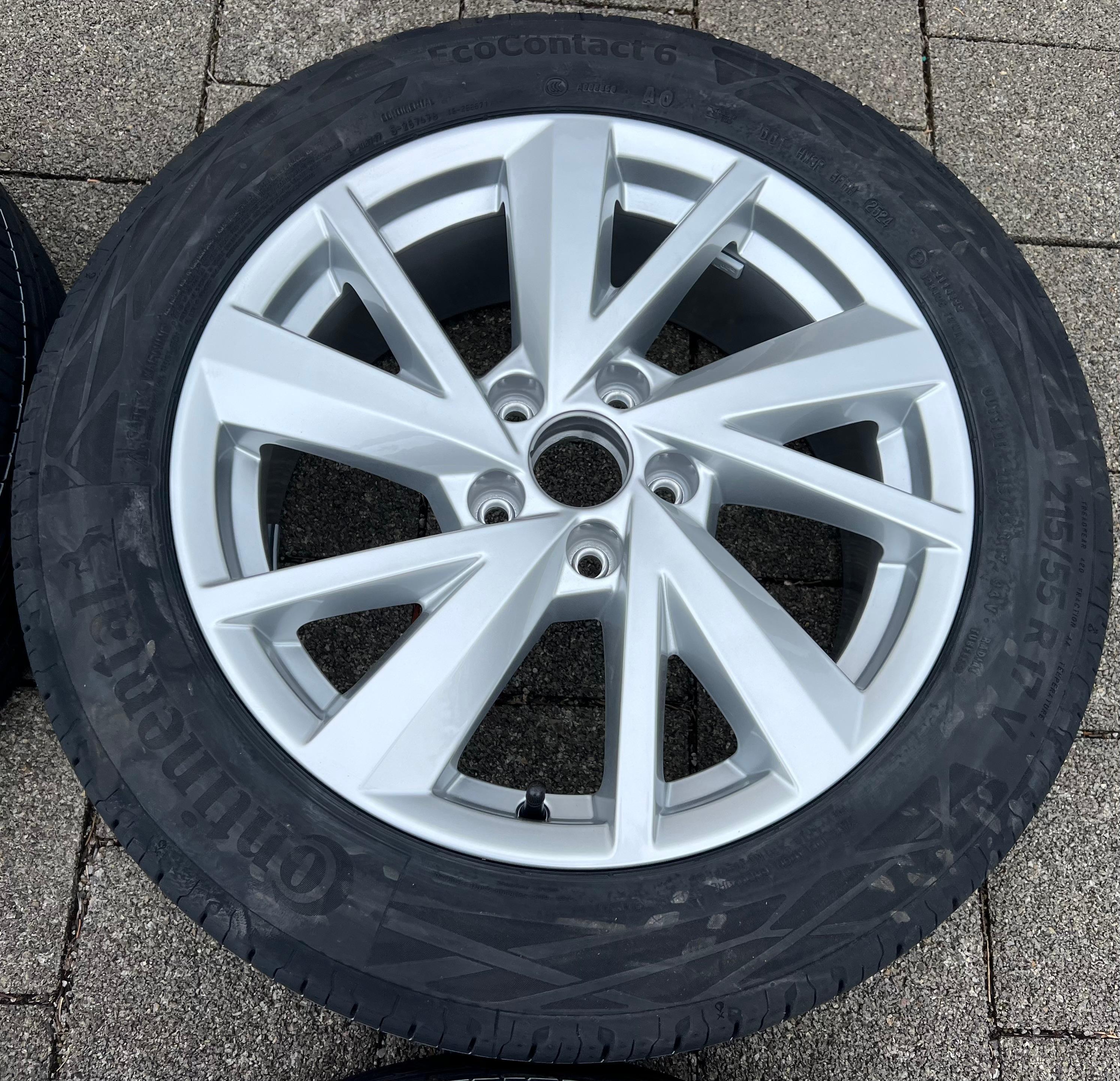 4 ORIGINAL 17" ALU SOMMERRÄDER AUDI Q2 215/55R17 94V CONTINENTAL 2024 NEU FREIHAUS