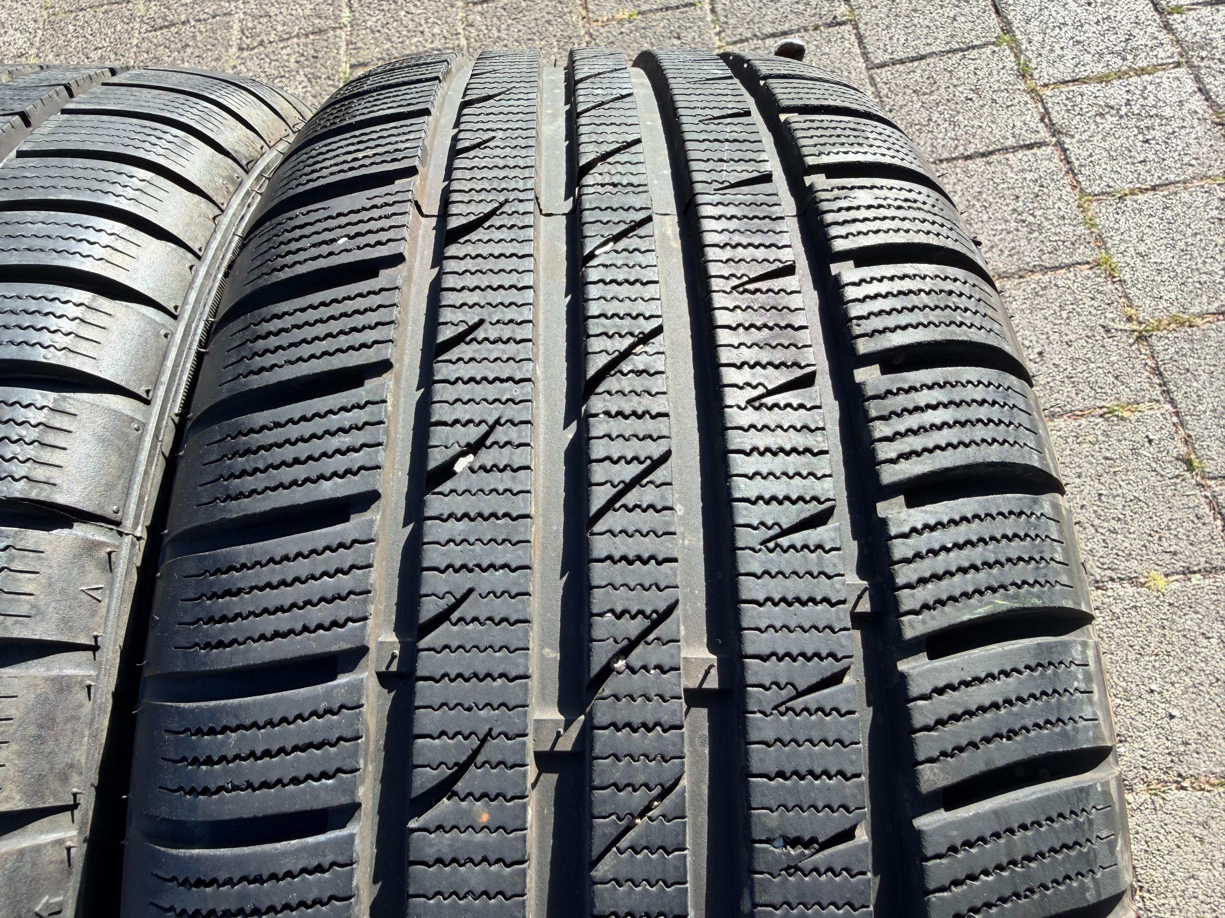 4 Original 17" Alu Winterräder Mercedes C-Klasse W205 A2054018000 225/50R17 98V