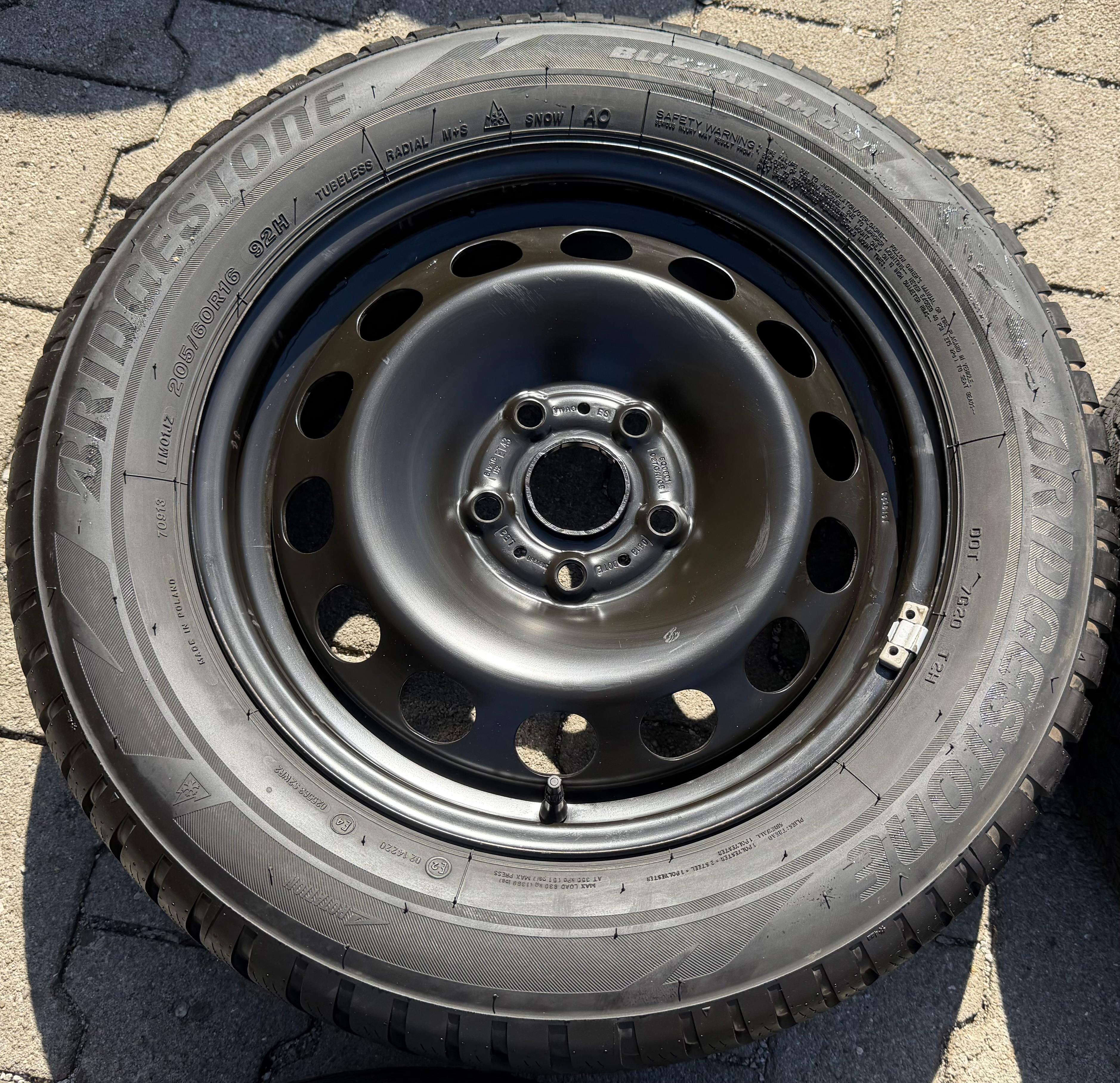 4 Winterräder Audi Q2 GA VW T-Roc 205/60R16 92H Bridgestone 5Q0601027AM