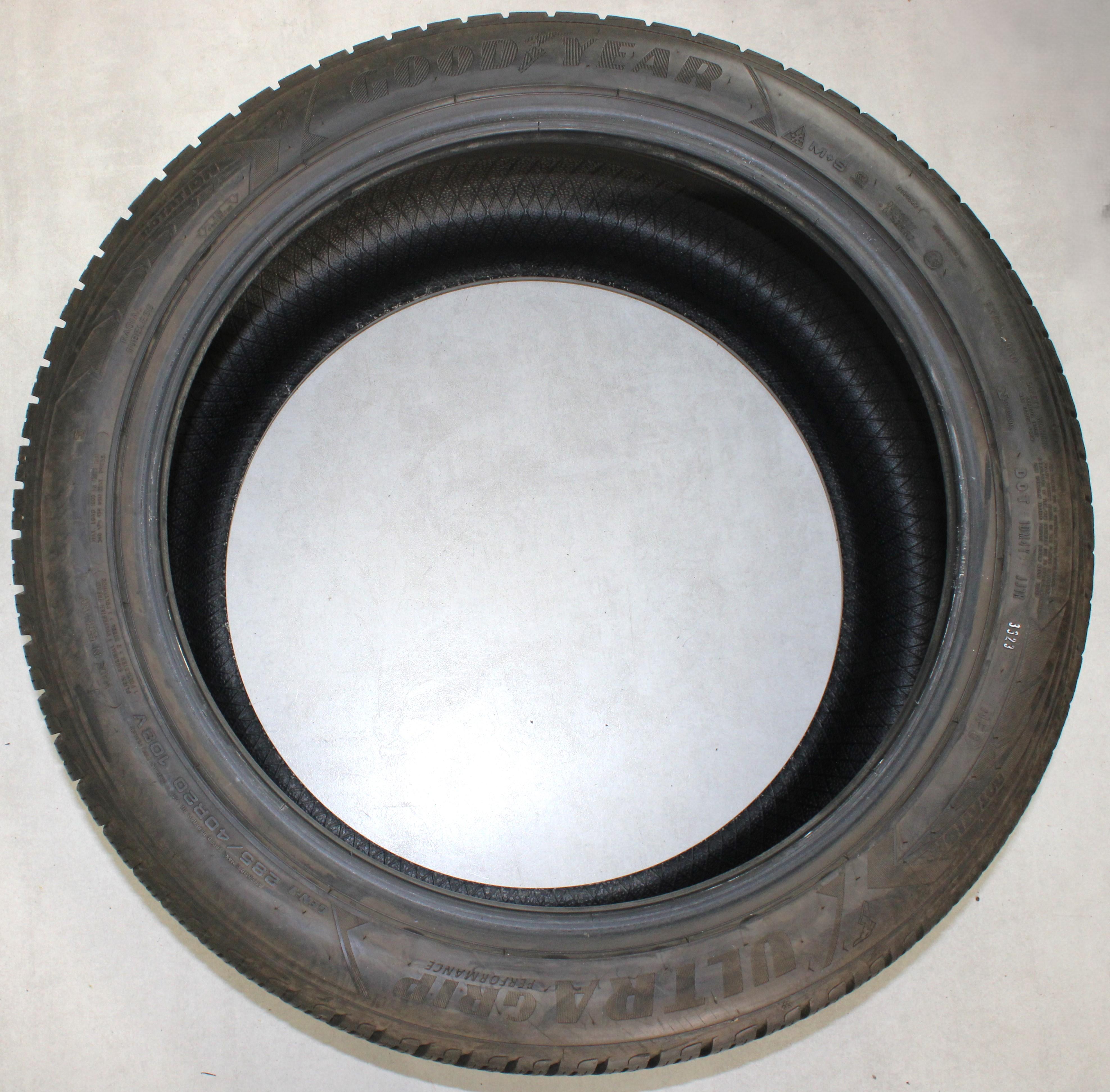 1 x 285/40R20 108V Winterreifen Goodyear Ultra Grip Performance GEN-1 6,5-7mm 2023