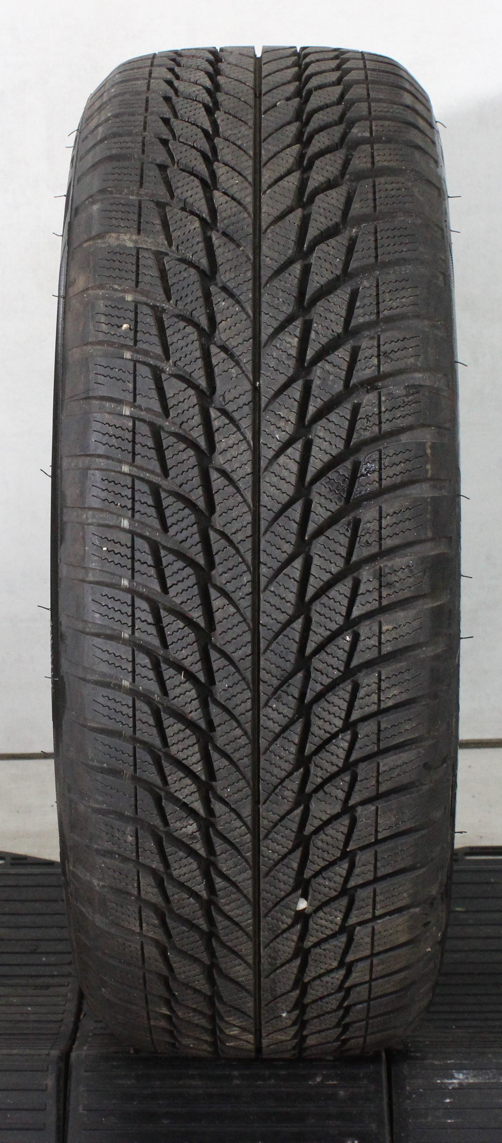 1 x 195/55R16 91V Winterreifen Bridgestone Blizzak LM001 AO 7,5-8mm 2023