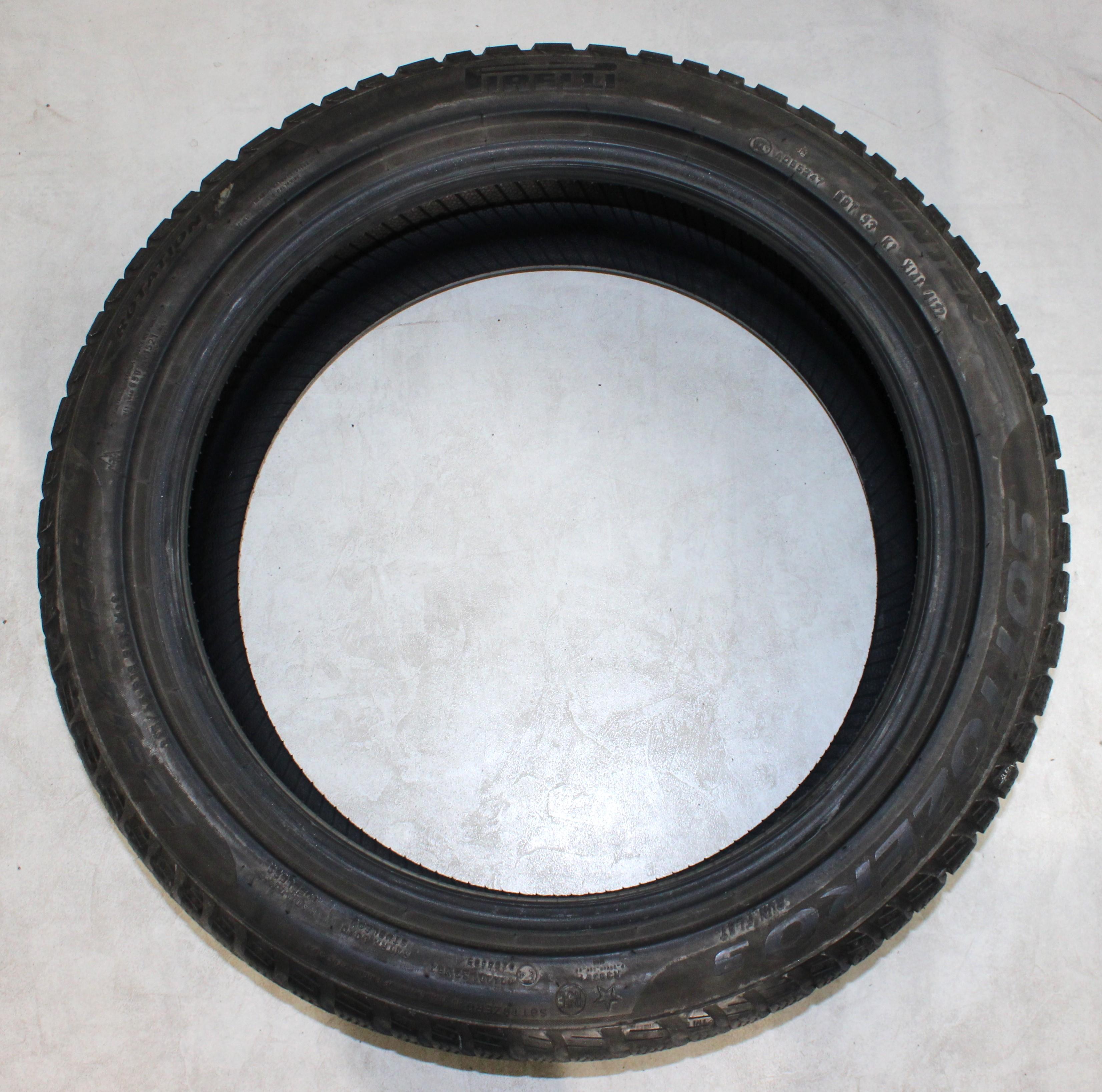 4 x 225/45R18 95H Winterreifen Pirelli Sottozero 3 Runflat 5mm 2022 *