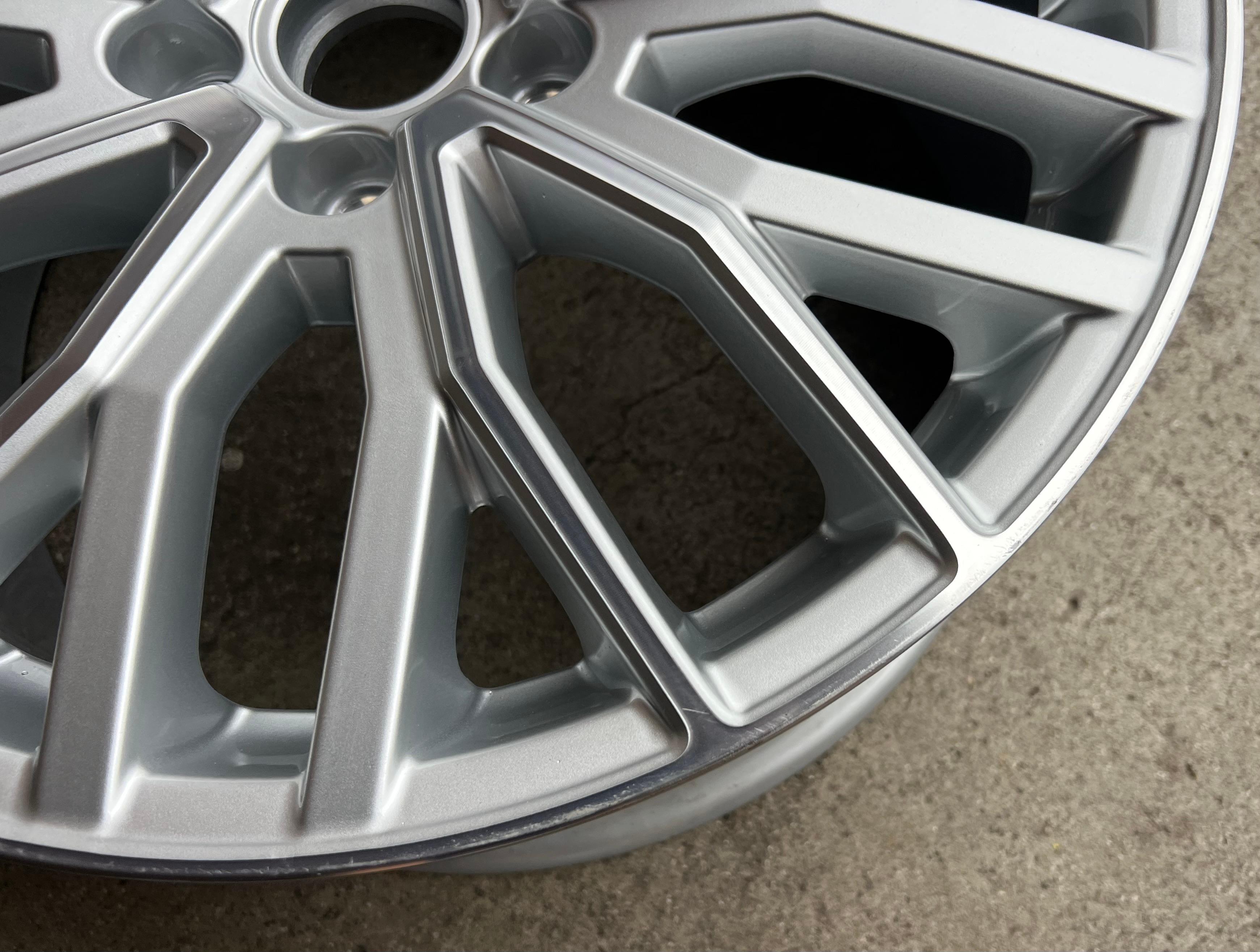 1 X ORIGINAL 18" ALUFELGE FELGE AUDI TT 8S 8S0601025G 8,5x18 ET50