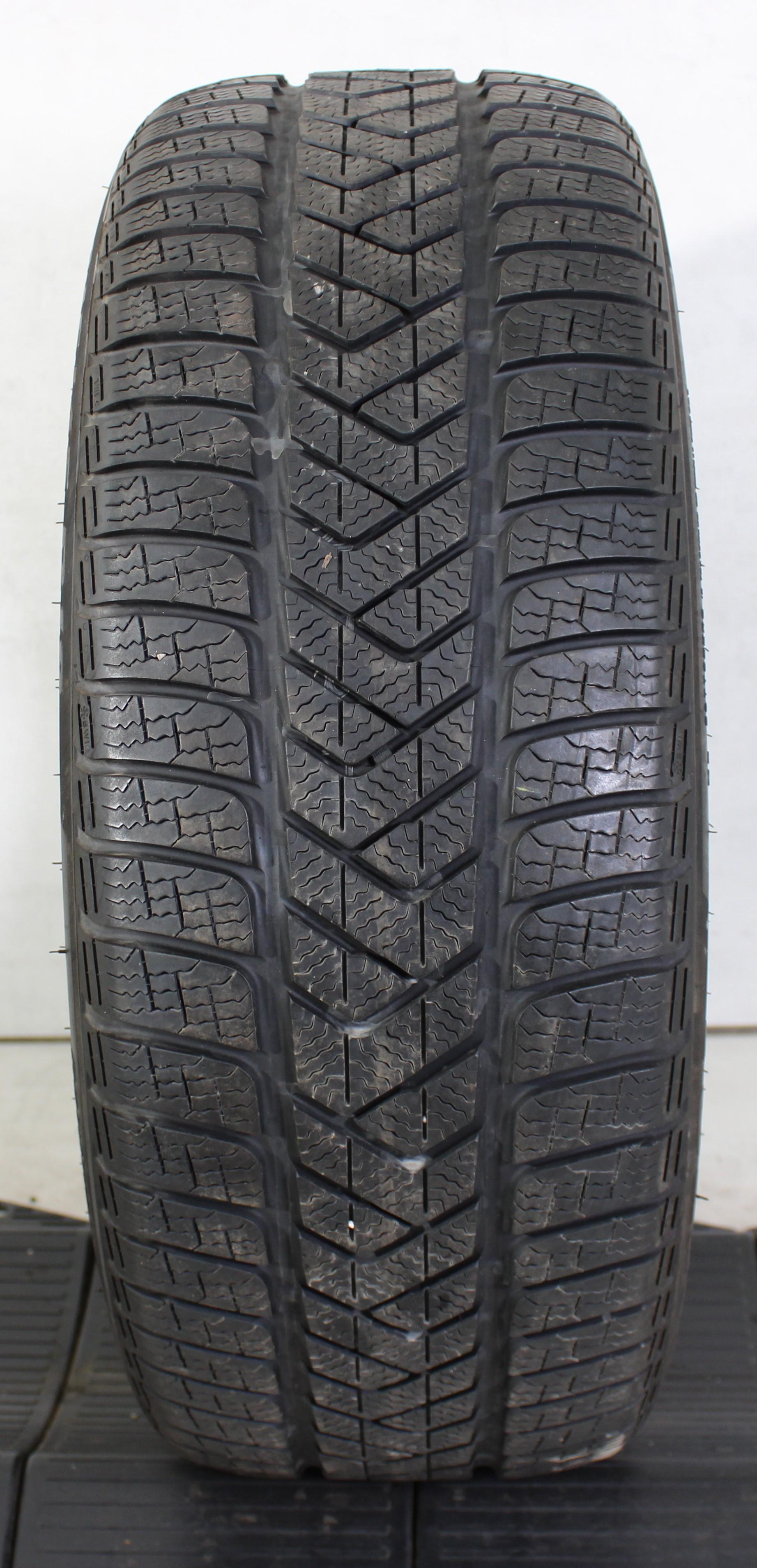 1 x 245/45R19 102V Winterreifen Pirelli Sottozero 3 MO 6mm 2020