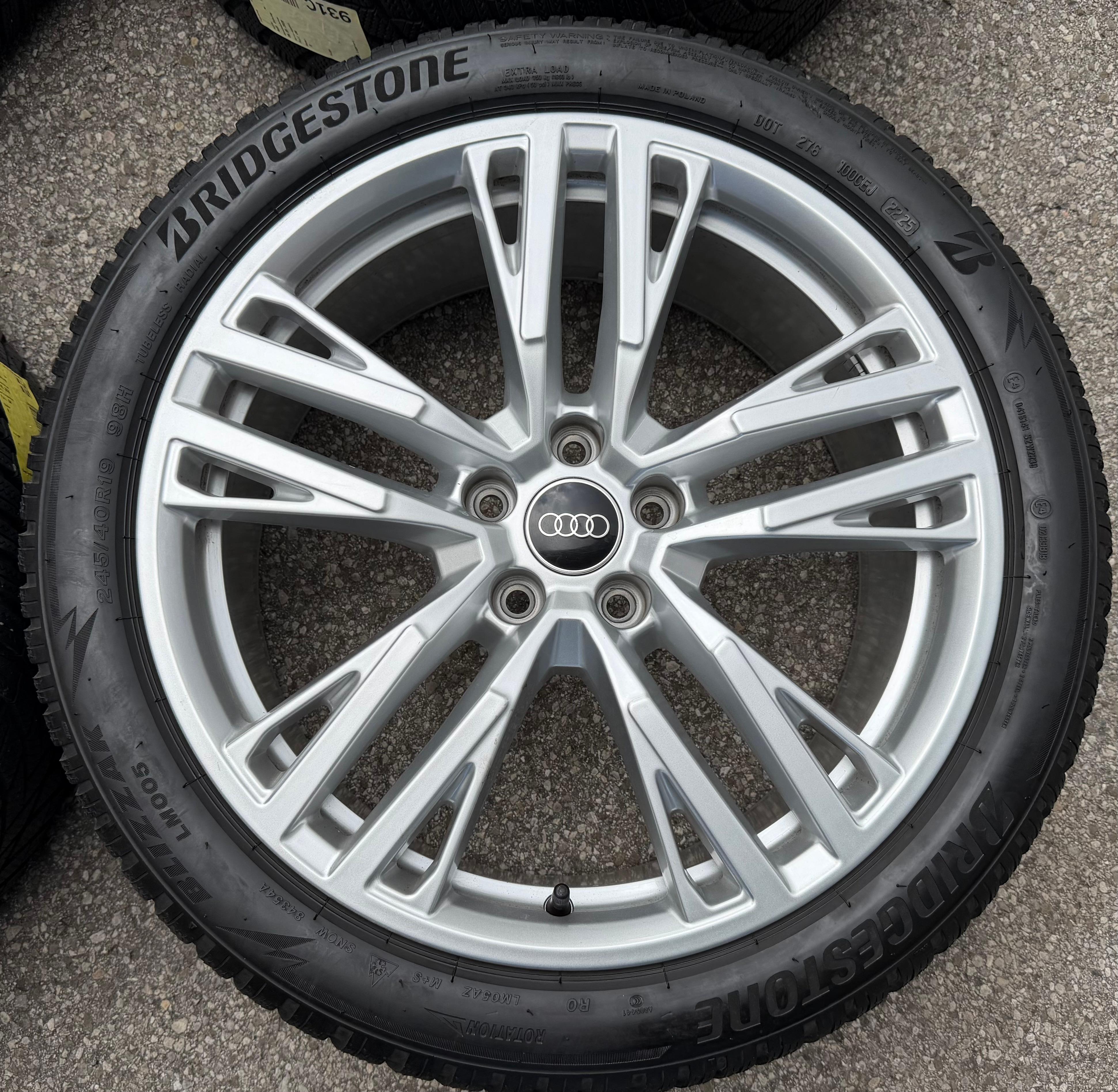 4 ruedas de invierno de aleación originales de 19" para Audi A5 S5 FU2 B10 8B3601025AS 245/40R19 98H 2025