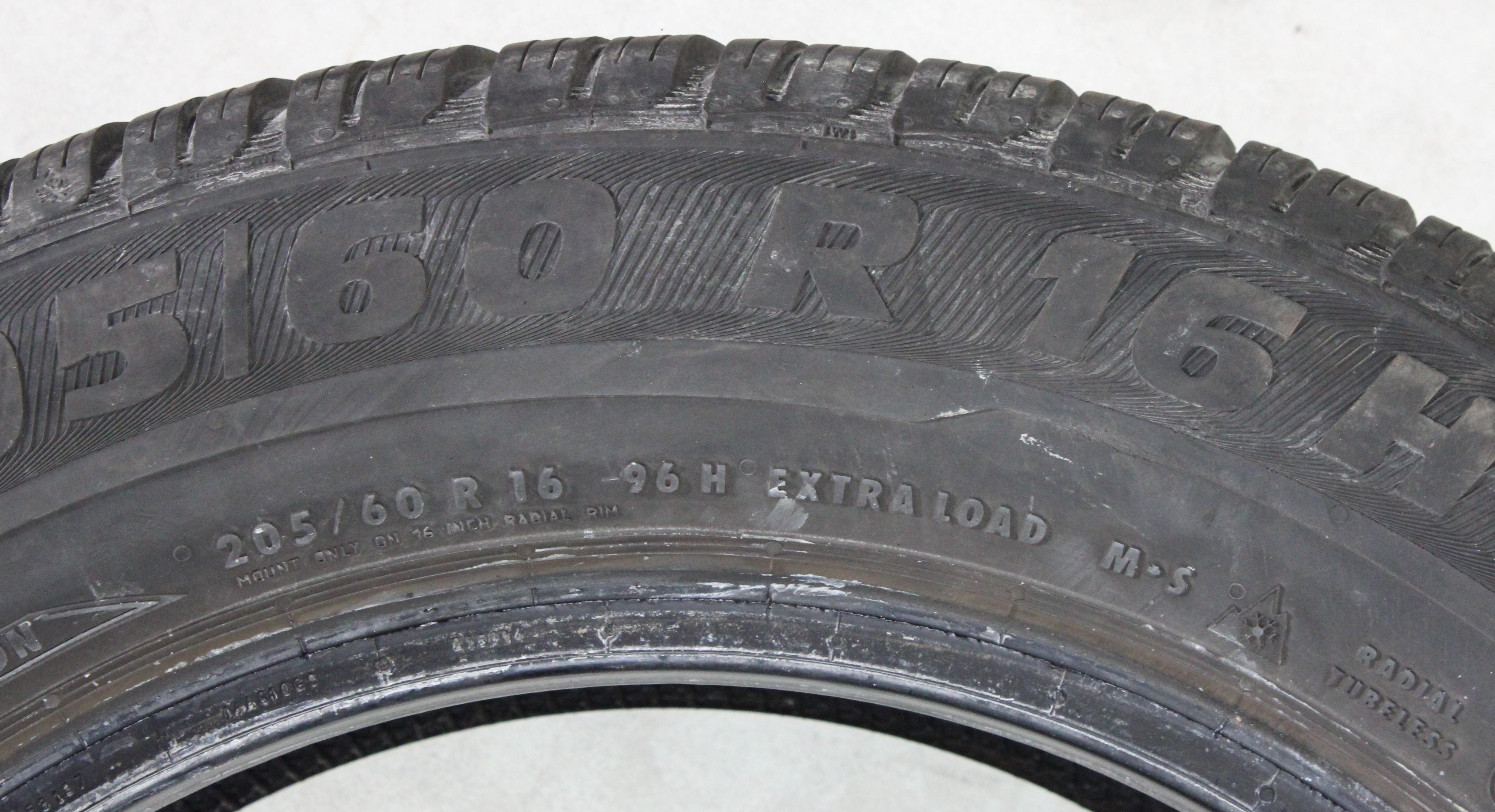 2 x 205/60R16 96H Winterreifen Semperit Speed-Grip 2 5,5-6mm 2016 XL