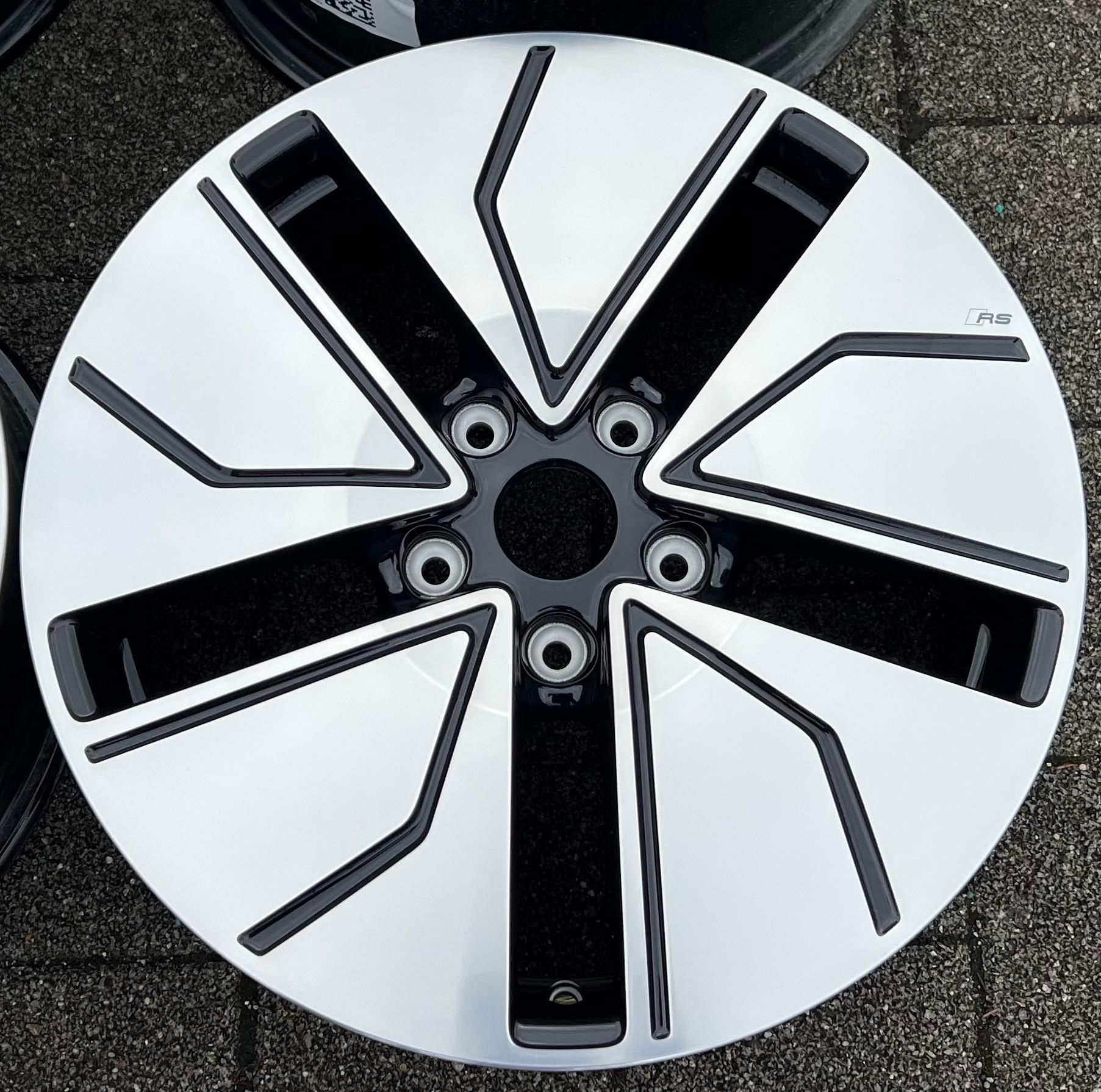 4 ORIGINAL 19" ALUFELGEN AUDI E-TRON GT 4J 4J3601025N 4J3601025P NEU FREIHAUS