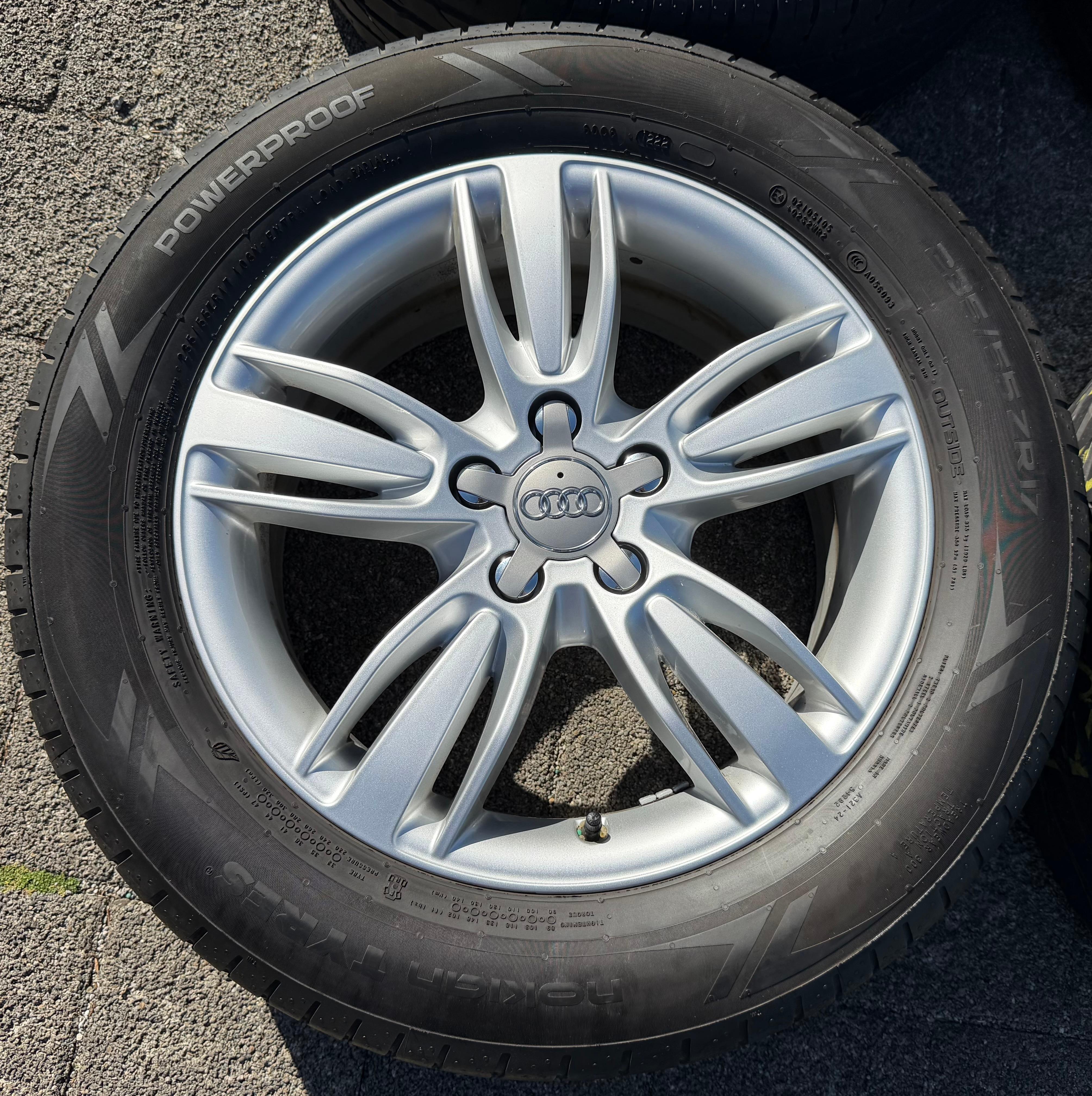 4 Original 17" Alufelgen Felgen Audi Q3 8U 8U0601025P 7x17 ET43