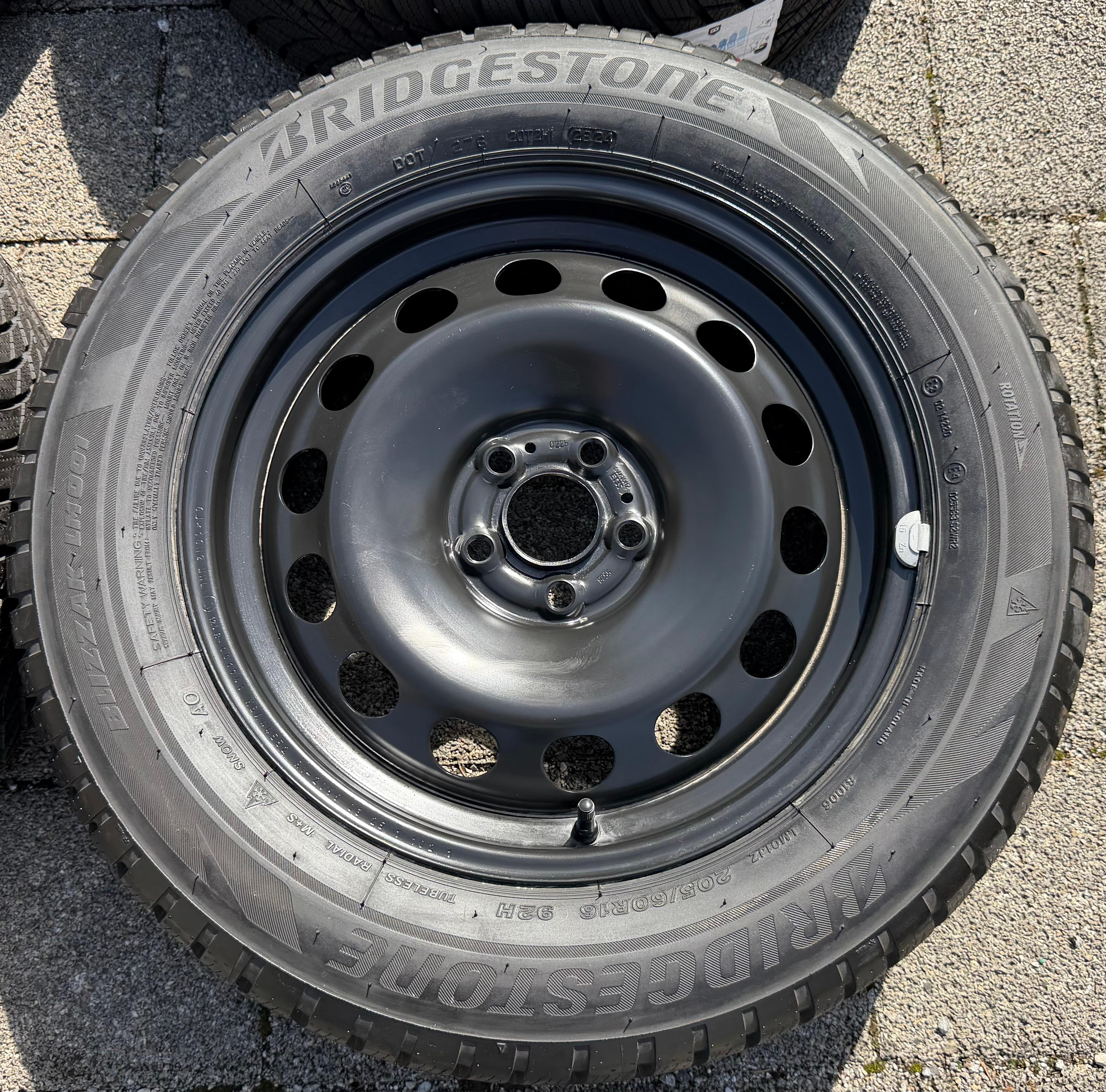 4 Winterräder VW T-Cross C1 Taigo CS Skoda Scala Kamiq 205/60R16 92H Bridgestone