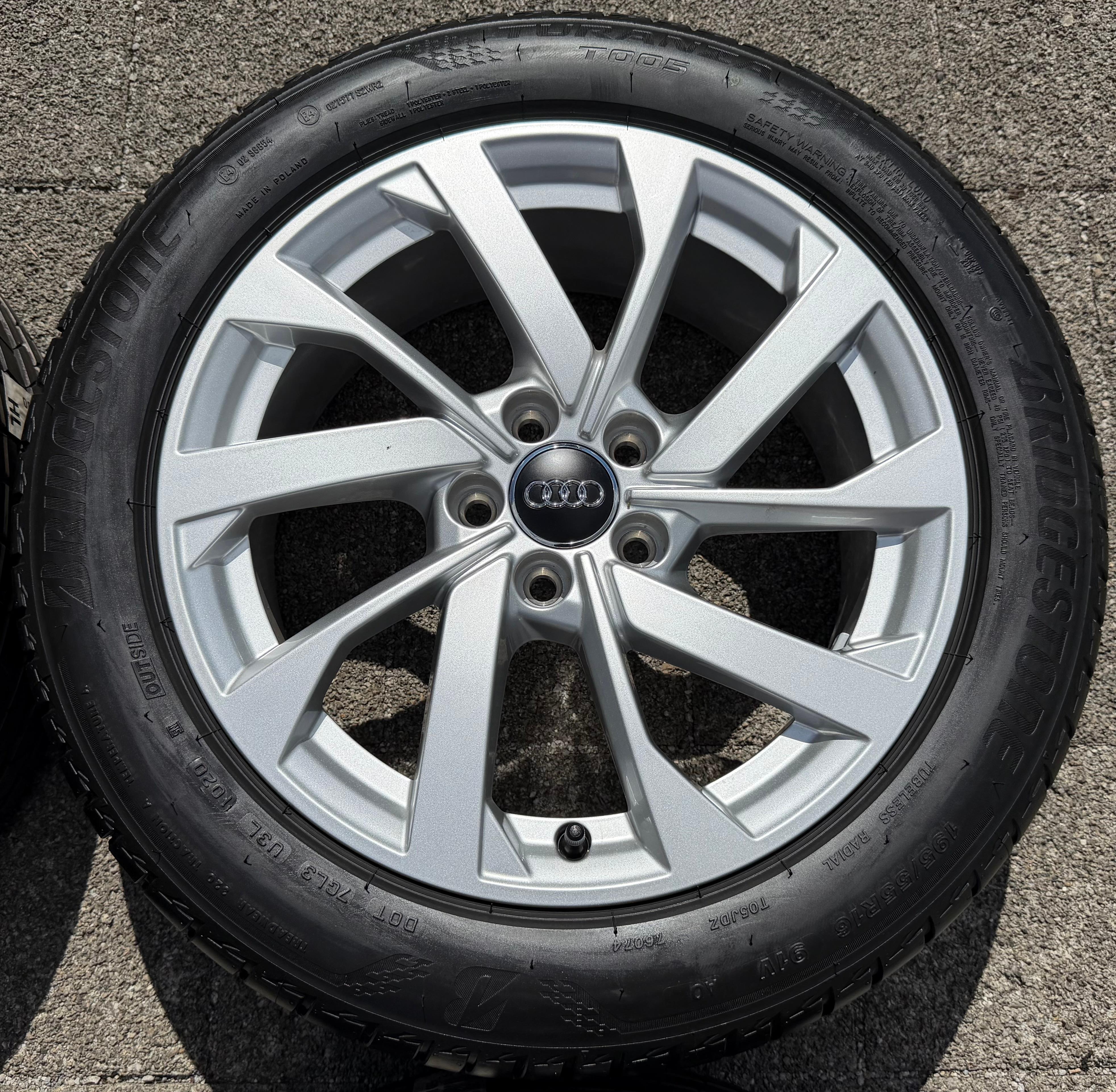 4 ruote estive originali in lega Audi A1 GB 82A601025B 195/55R16 91V Bridgestone