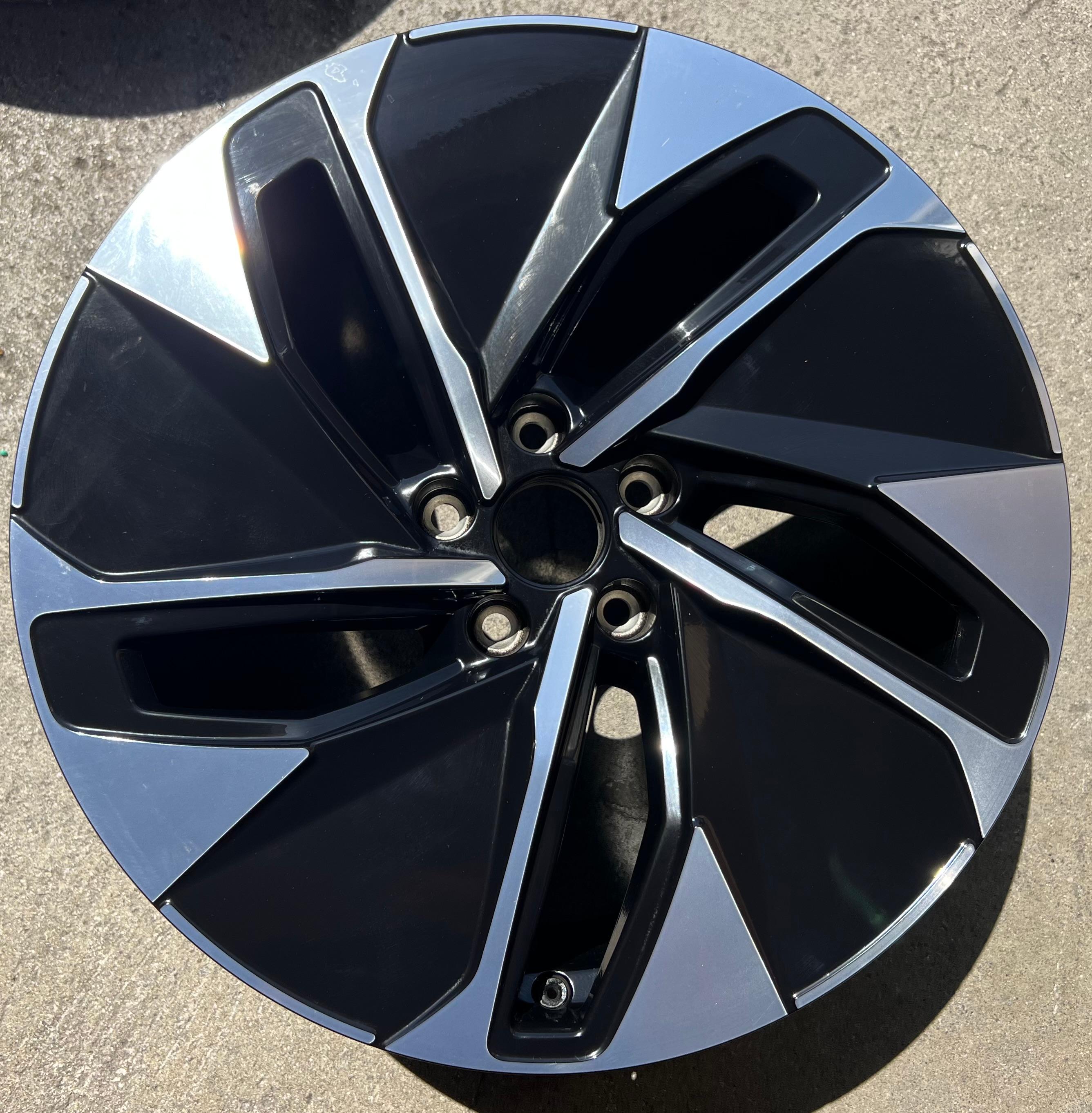 1 x ORIGINELE 19" ALUMINIUM VELG VOOR VW ID4, ID.4, ID5, ID.5 11A601025 HAMAR GRATIS THUISBEZORGING