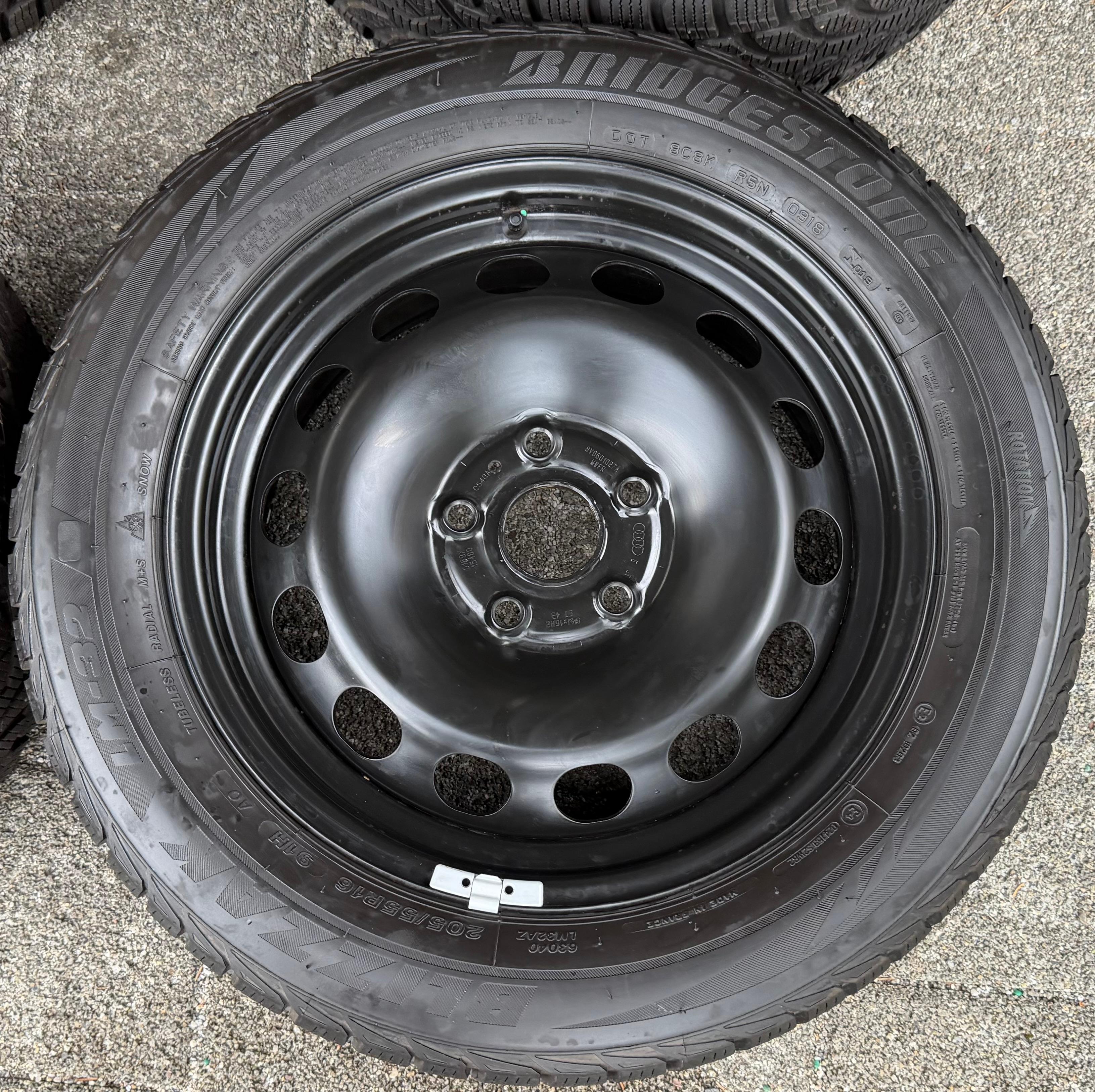4 Winterräder Audi A3 8V Sportback Cabrio  205/55R16 91H Goodyear 8V0601027A 2021