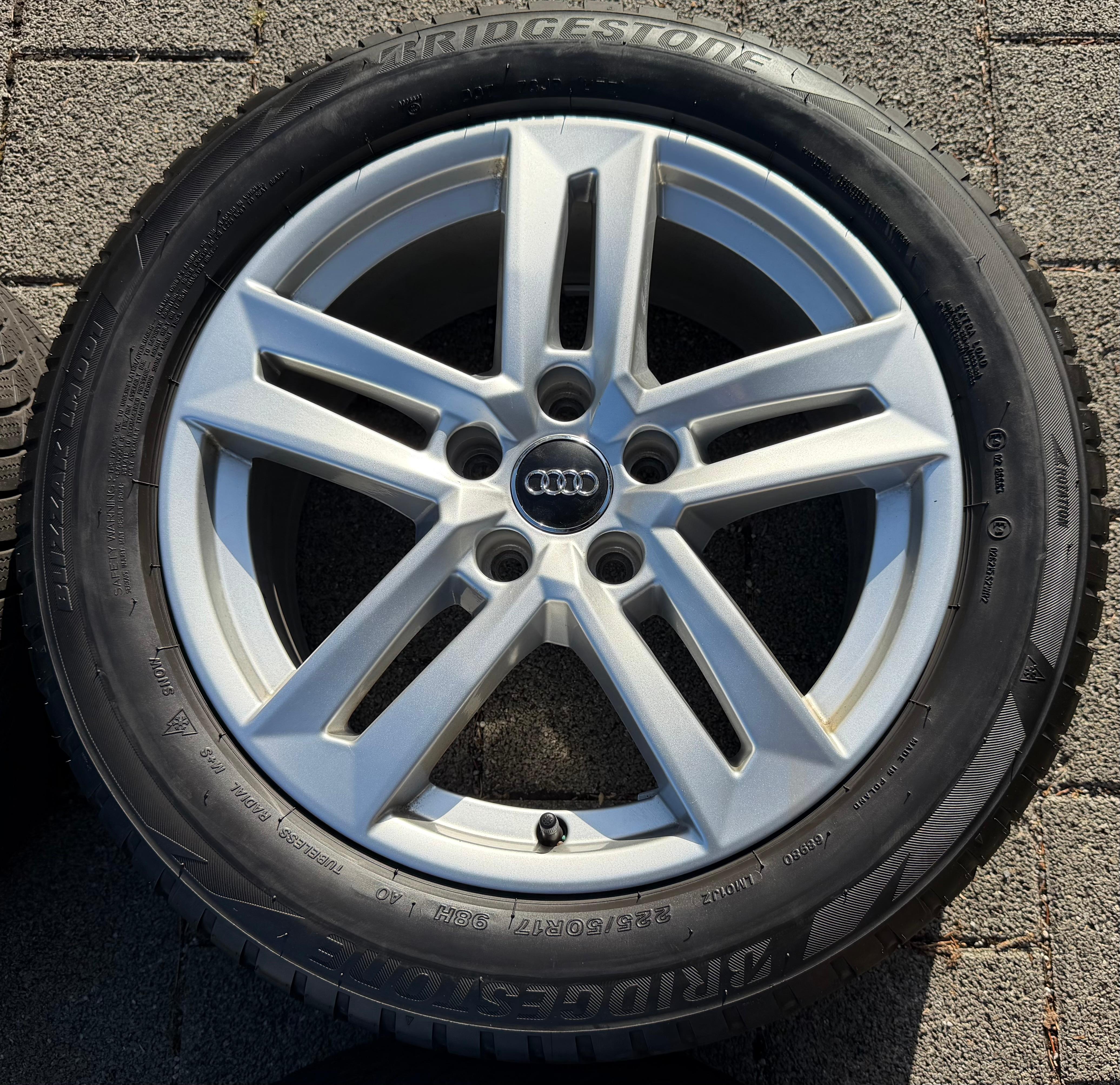 4 Original 17" Alu Winterräder Audi A4 B9 8W 8W0601025P 225/50R17 98H Bridgestone