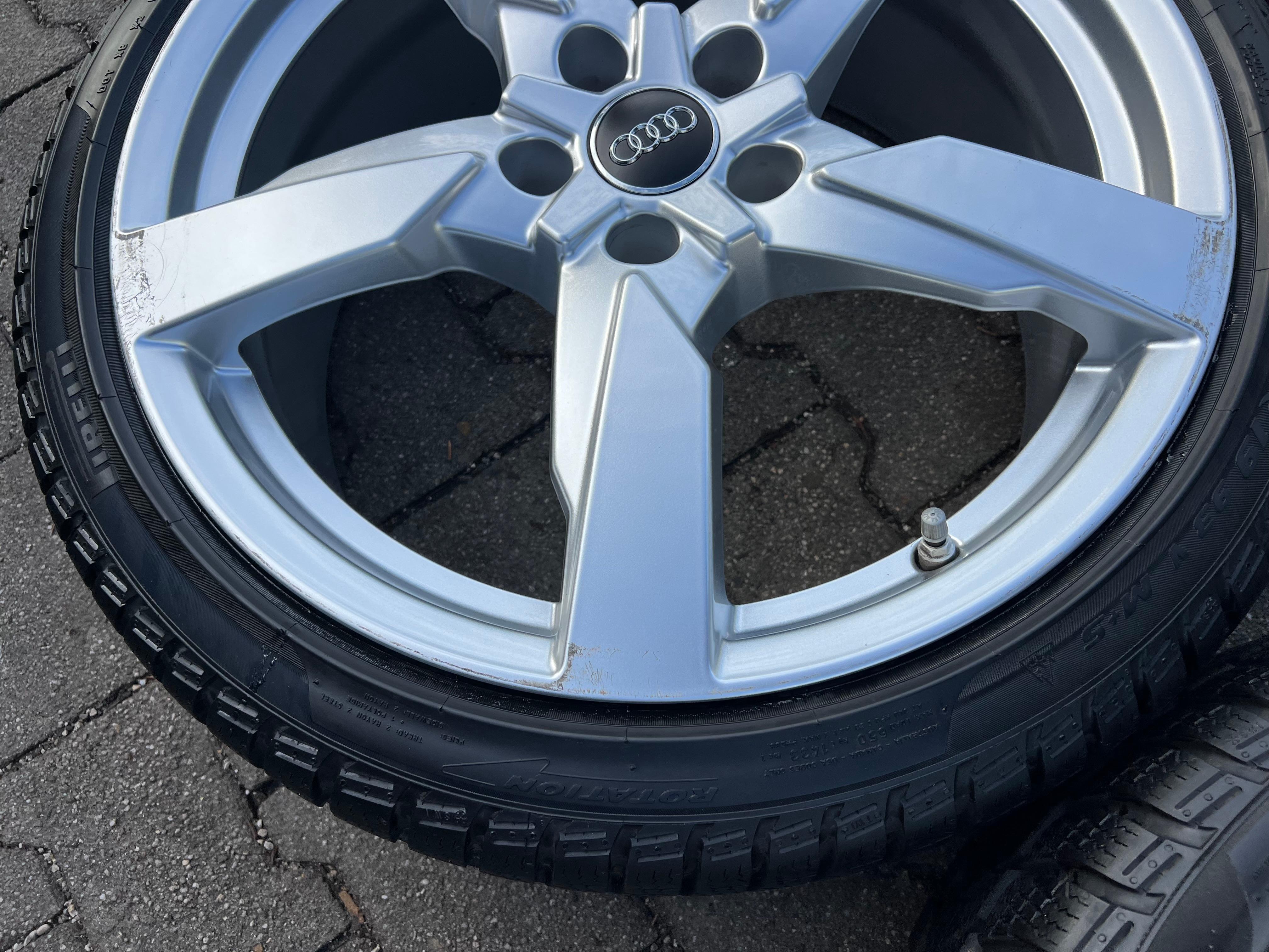 4 ORIGINAL 19" ALU WINTERRÄDER AUDI TT TTS 8S 8S0601025AG 225/40R19 93V PIRELLI