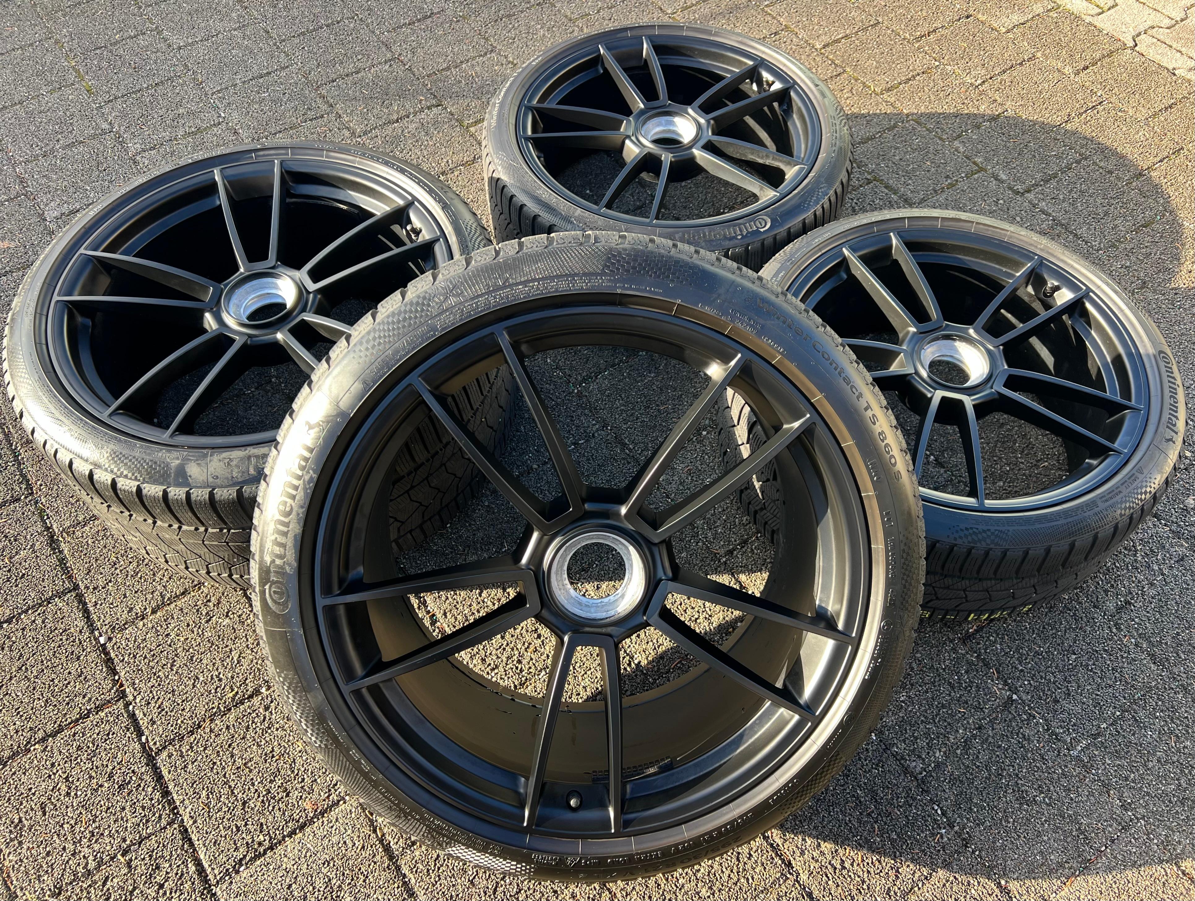 4 RUOTE IN LEGA ORIGINALI DA 20" 21" INVERNALI PORSCHE 911 992 GTS CON CHIUSURA CENTRALE CENTERLOCK