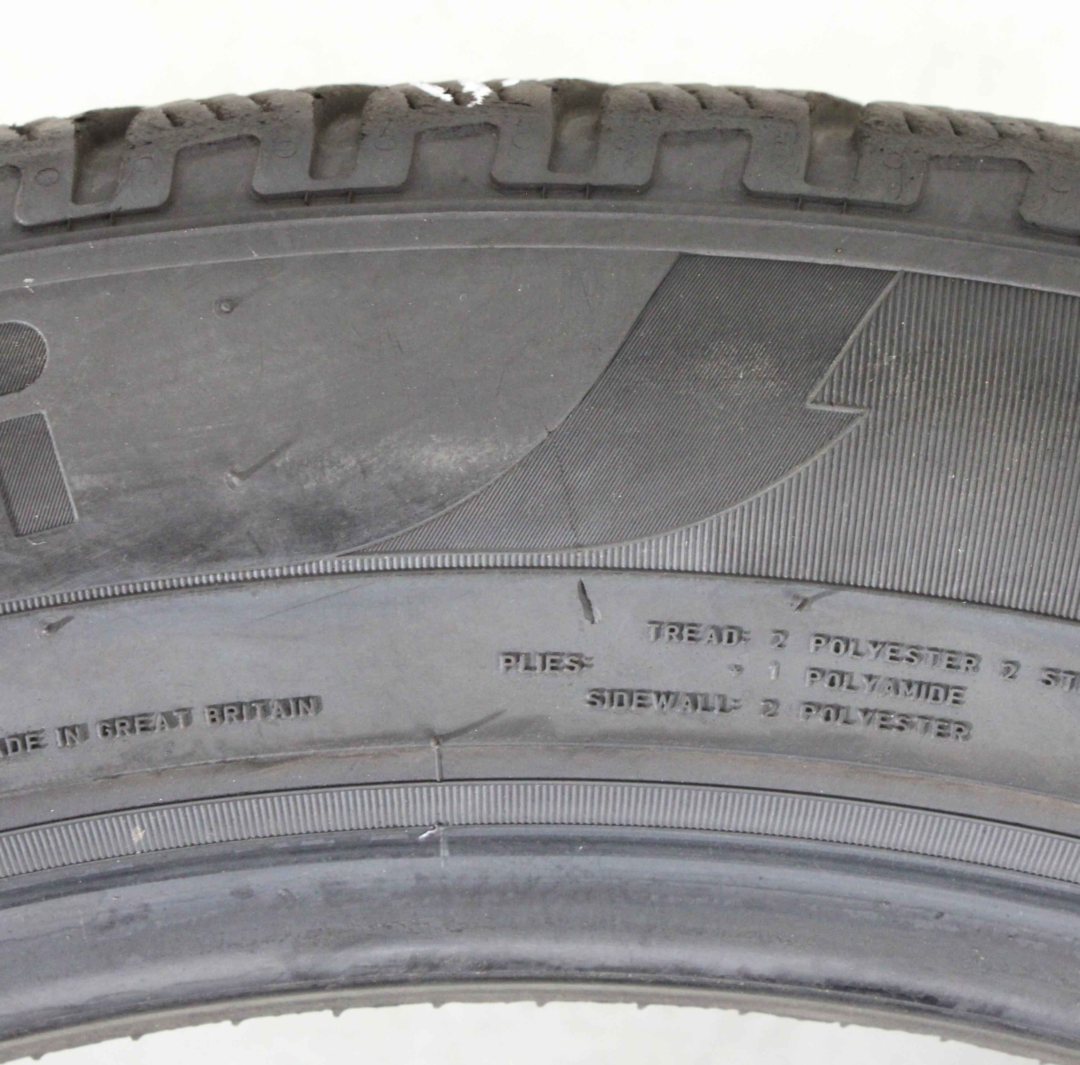 4 x 285/40R21 109V Winterreifen Pirelli Scorpion Winter 2x4,5-5mm/1x5-5,5mm/1x5,5-6mm 2x2020/2x2021