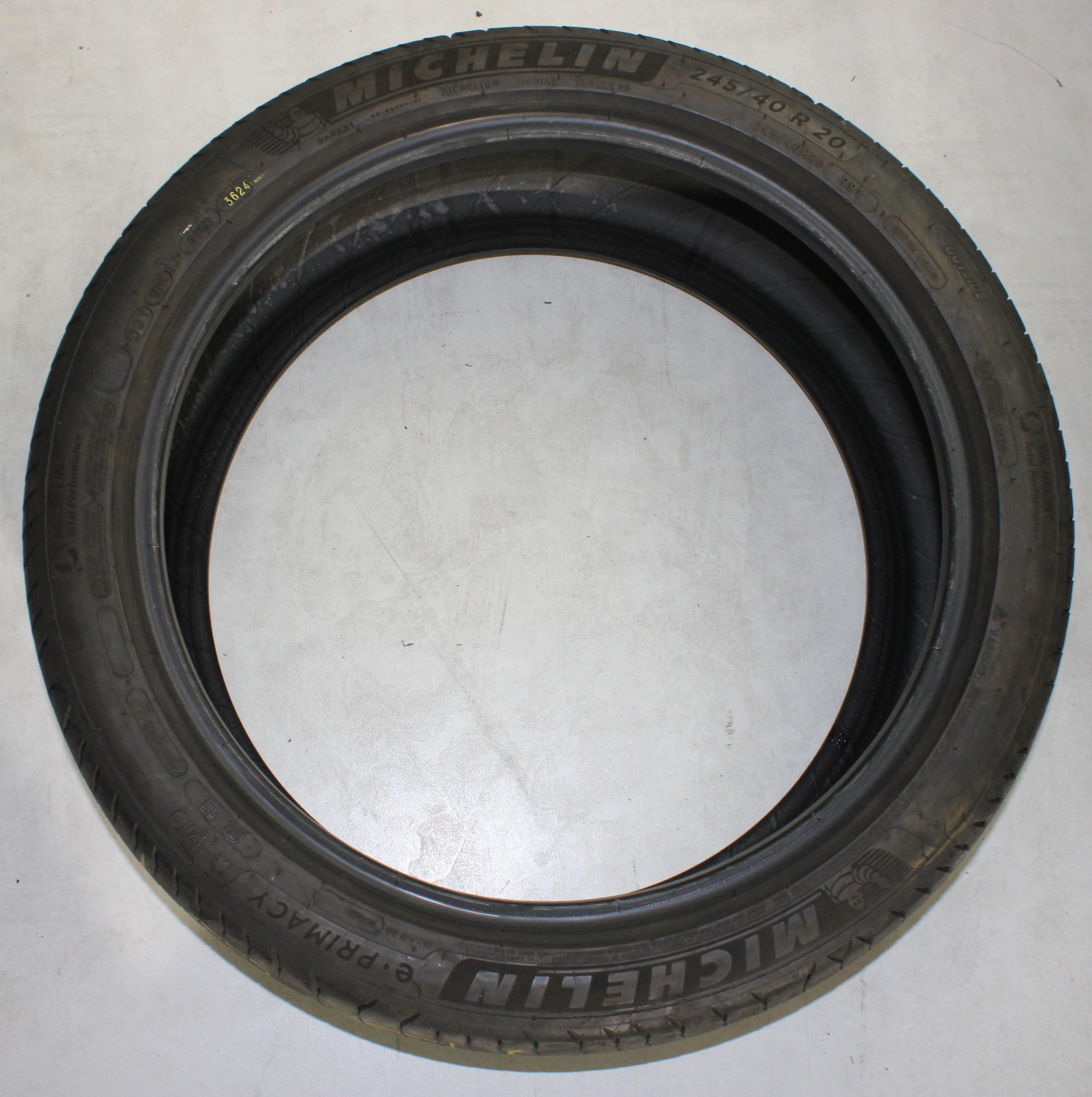 2 x 245/40R20 99Y 2 x 275/35R20 102Y Pneus d'été Michelin E Primacy MO* 5,5 mm 2024 XL