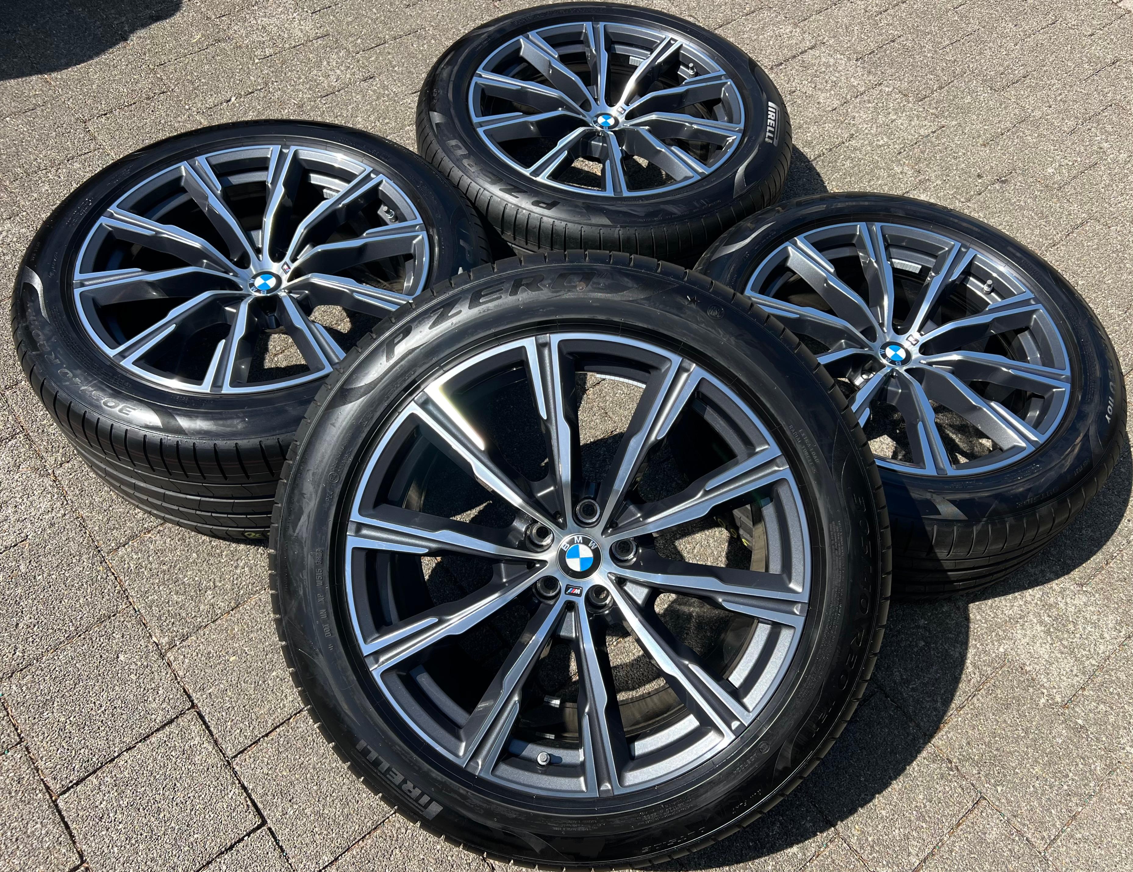 4 CERCHI ESTIVI ORIGINALI IN ALLUMINIO DA 20" BMW X5 G05 X6 G06 STYLING M740 275/45R20 110Y 305/40R20 112Y