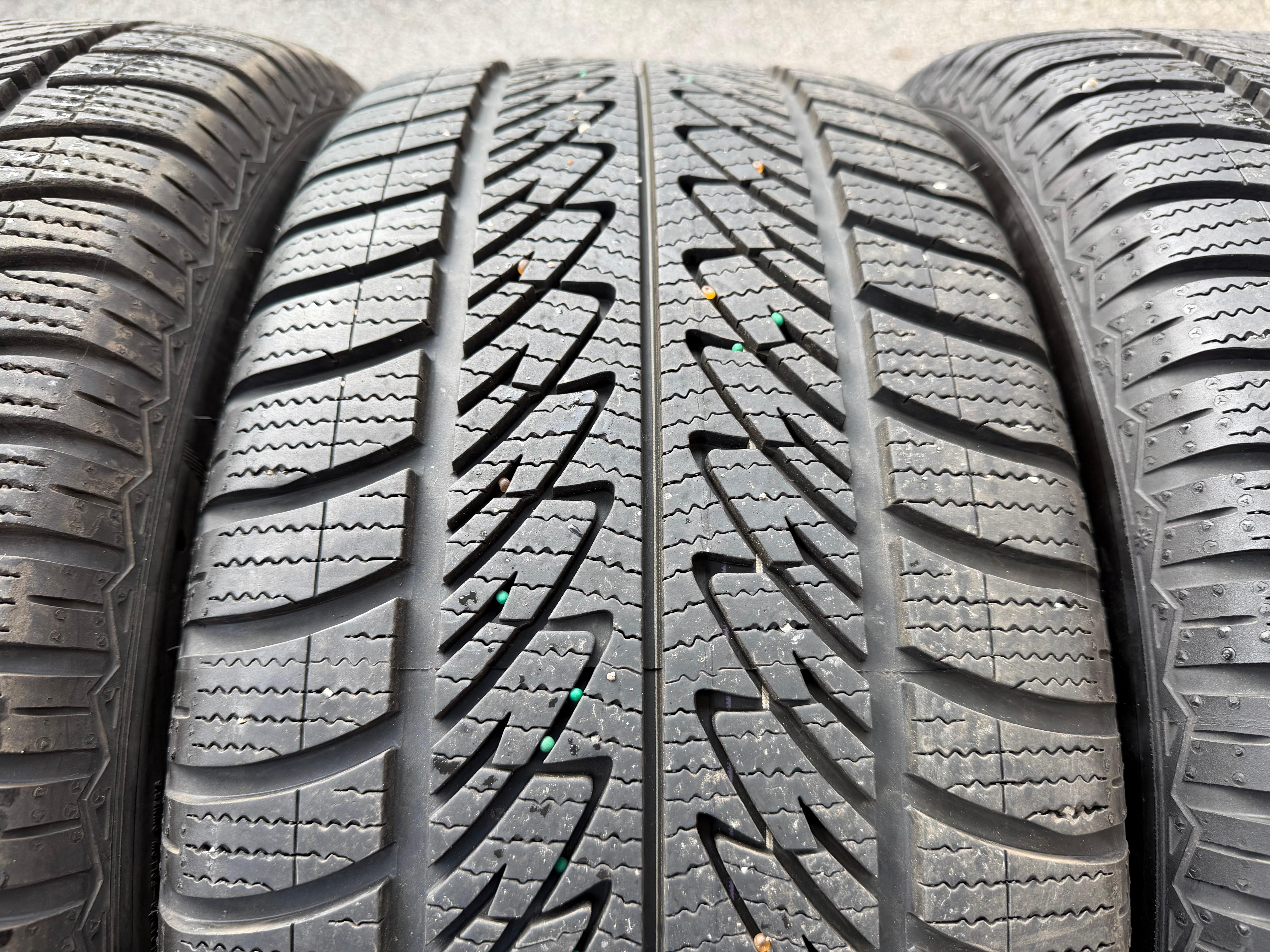 4 ruedas de invierno de aleación originales de 20" para Audi Q7 4M 4M0601025CR 285/45R20 112V Goodyear