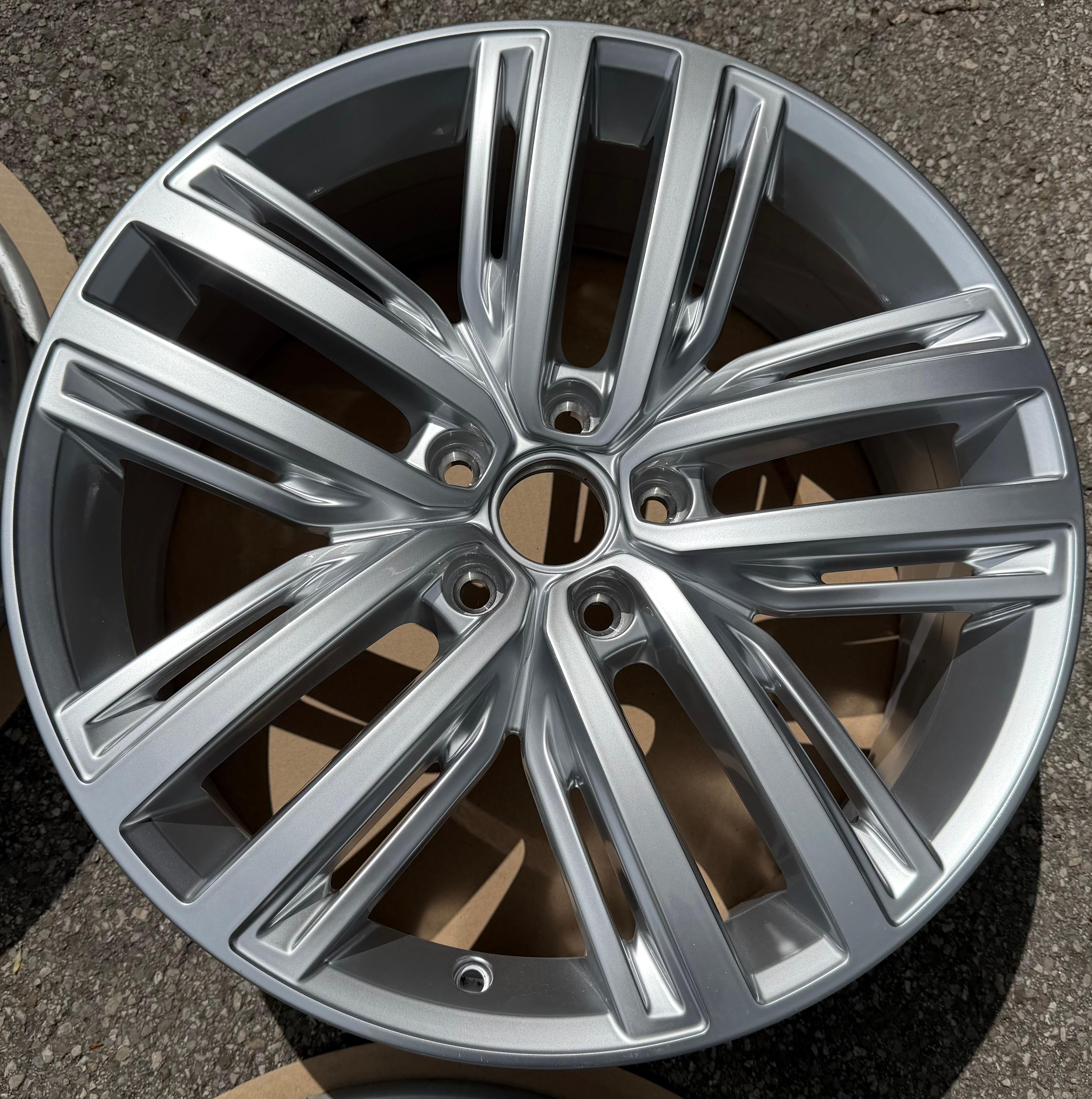 4 llantas de aleación originales de 19" para VW Tiguan II 5NA, 7x19 ET43, 5NA601025N, Auckland, nuevas