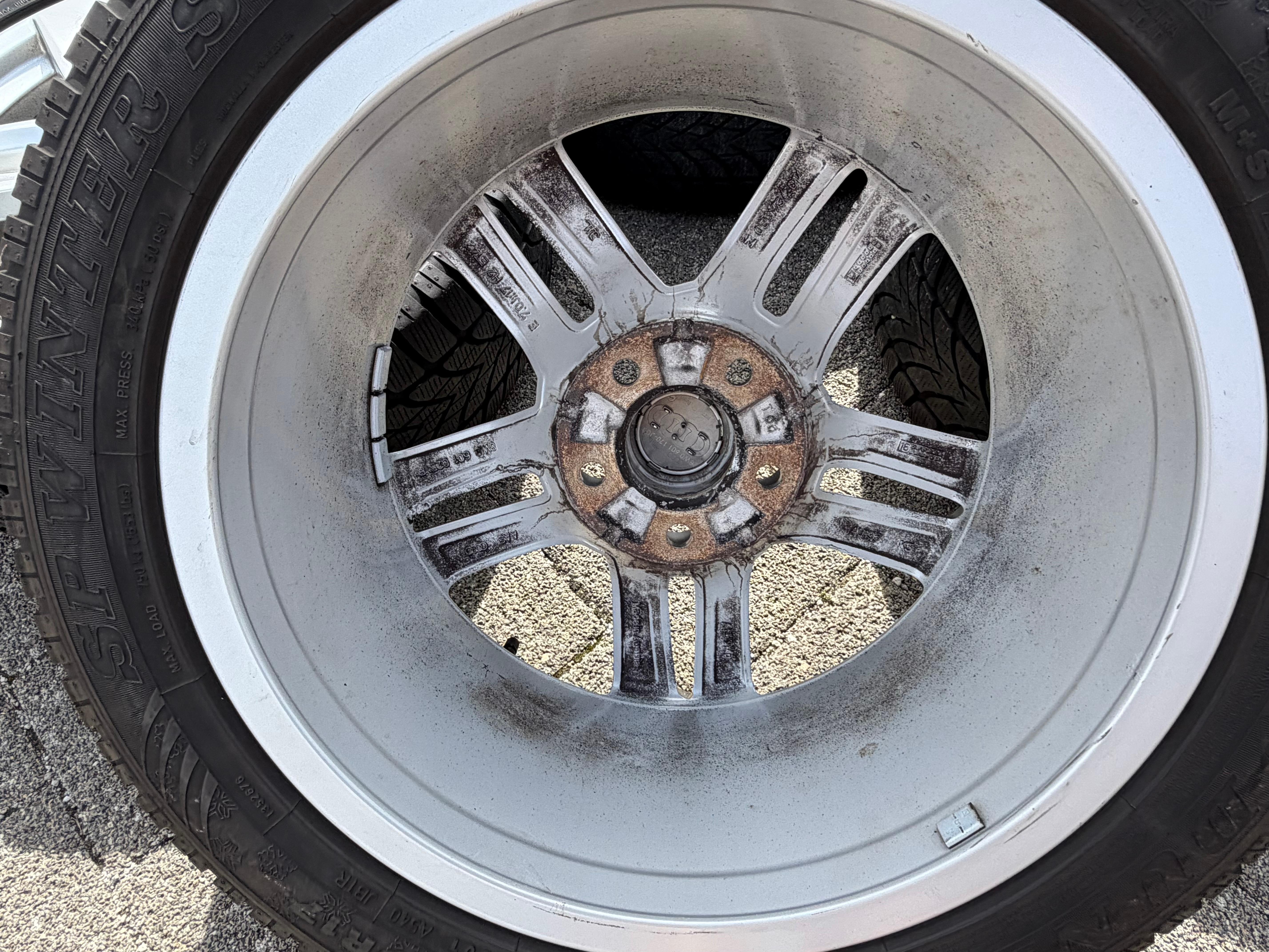 4 Original 17" Alufelgen Audi A4 8W B9 8W0601025P 7x17 ET42 Felgen