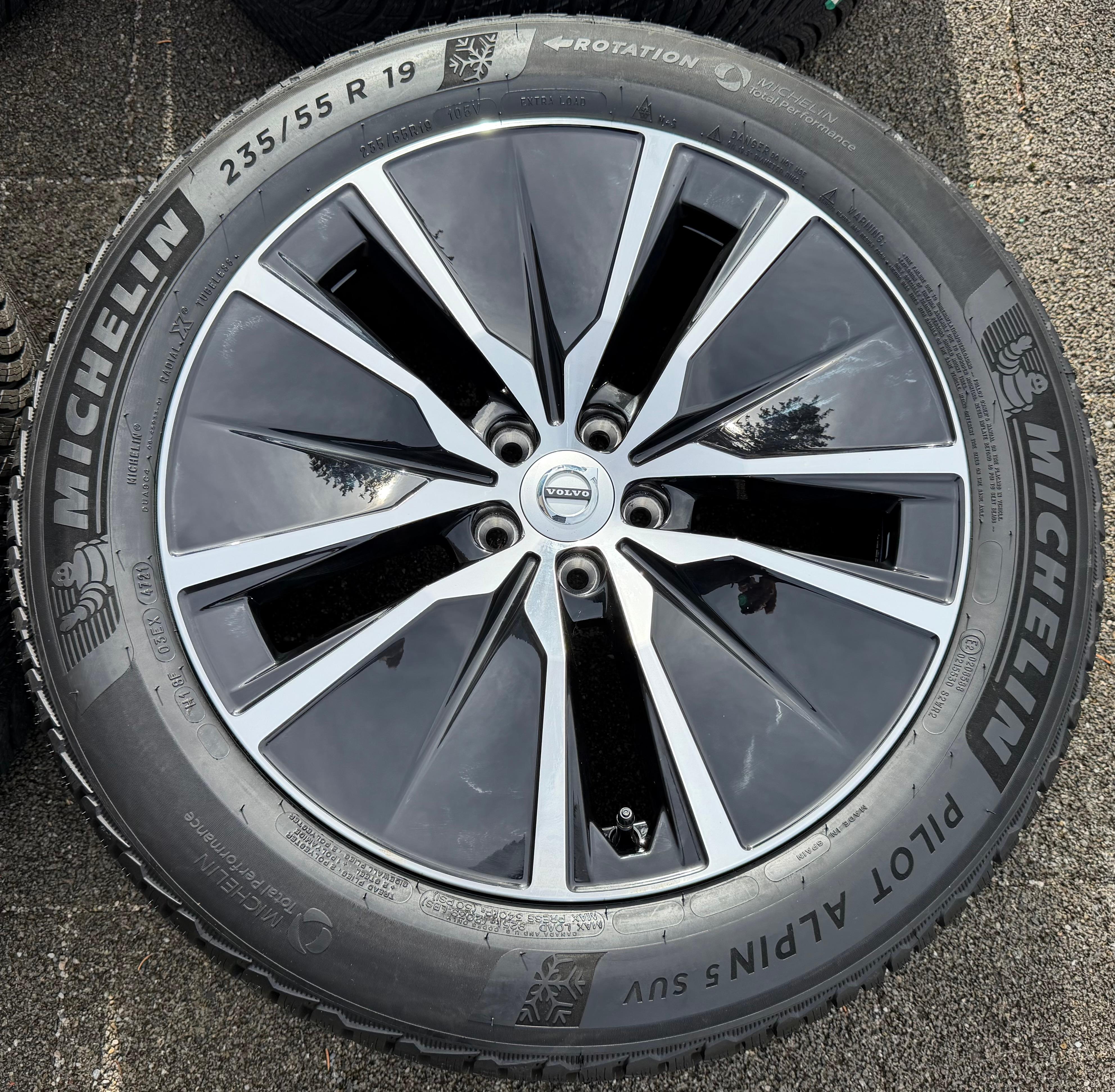 4 ruedas de invierno de aleación originales de 19" para Volvo XC90 II 31680216 235/55R19 105V Michelin