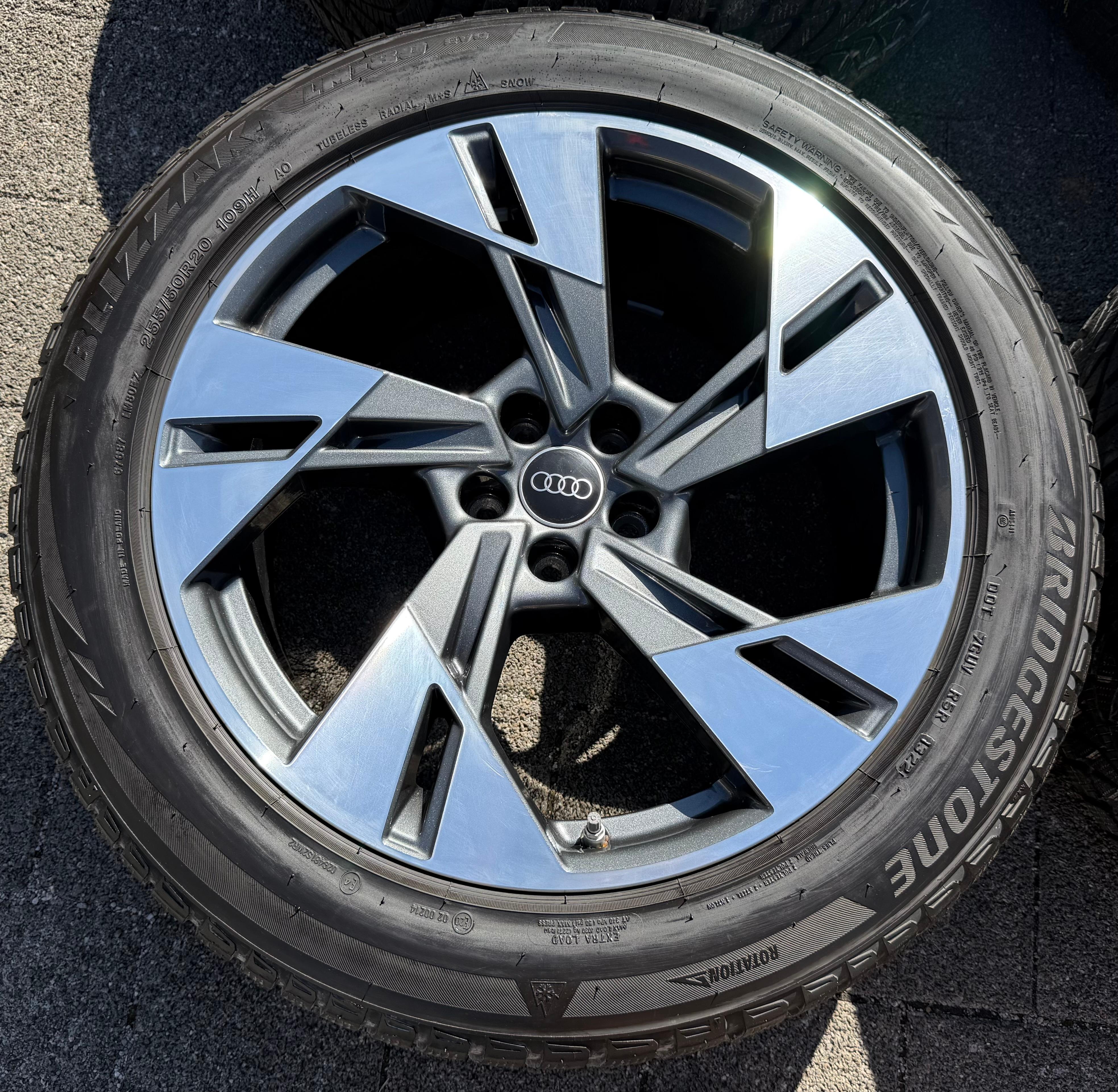 4 ORIGINAL 20" ALU WINTERRÄDER AUDI E-TRON Q8 ETRON 4KE601025T 255/50R20 109V