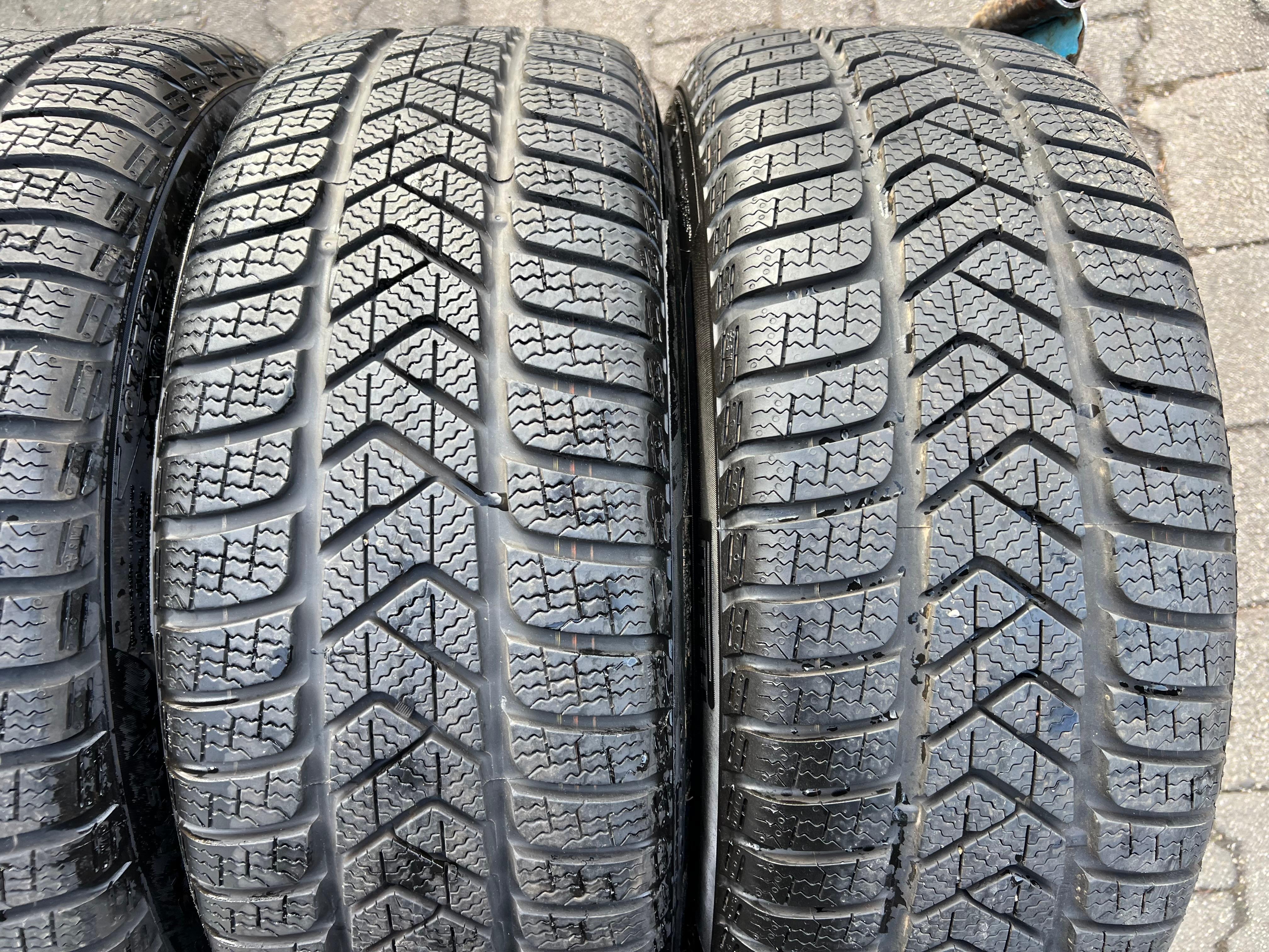 4 ORIGINAL 19" ALU WINTERRÄDER AUDI TT TTS 8S 8S0601025AG 225/40R19 93V PIRELLI