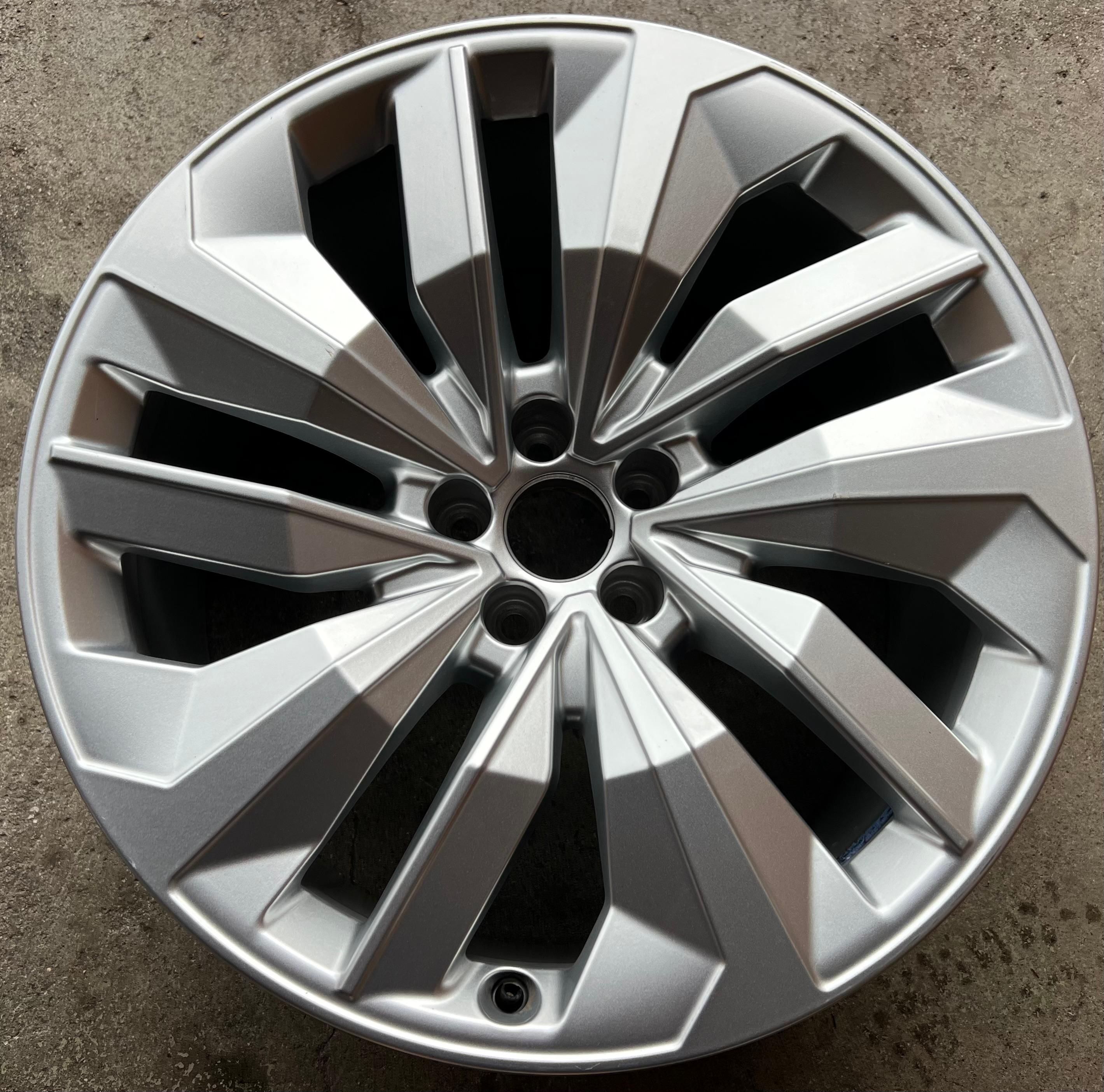 1 X ORIGINAL 20" ALUFELGE AUDI Q8 SQ8 ETRON 4M 4KE601025E 10Jx20 ET22