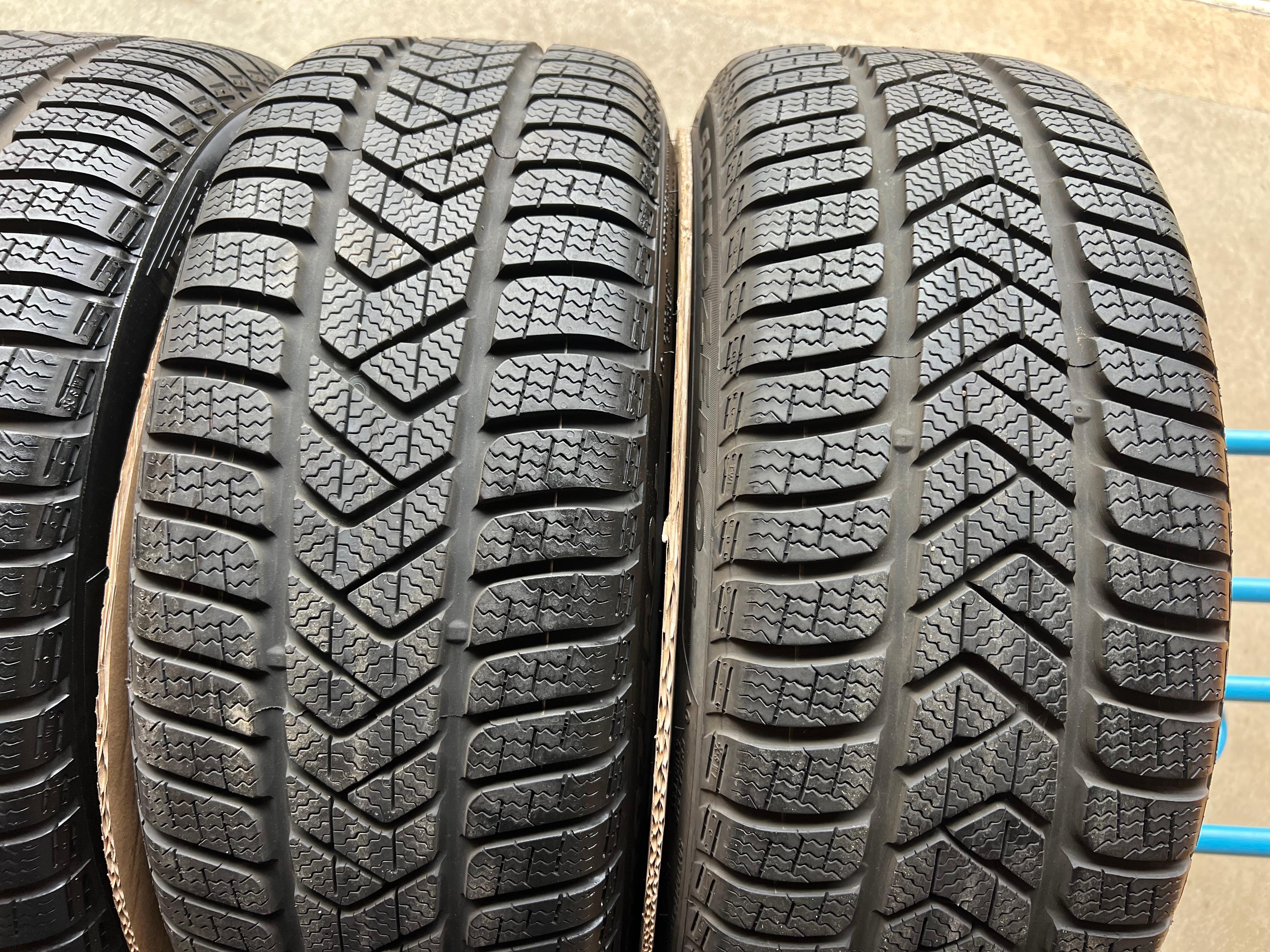 4 ORIGINAL 19" ALU WINTERRÄDER AUDI TT TTS 8S 8S0601025AG 225/40R19 93V PIRELLI
