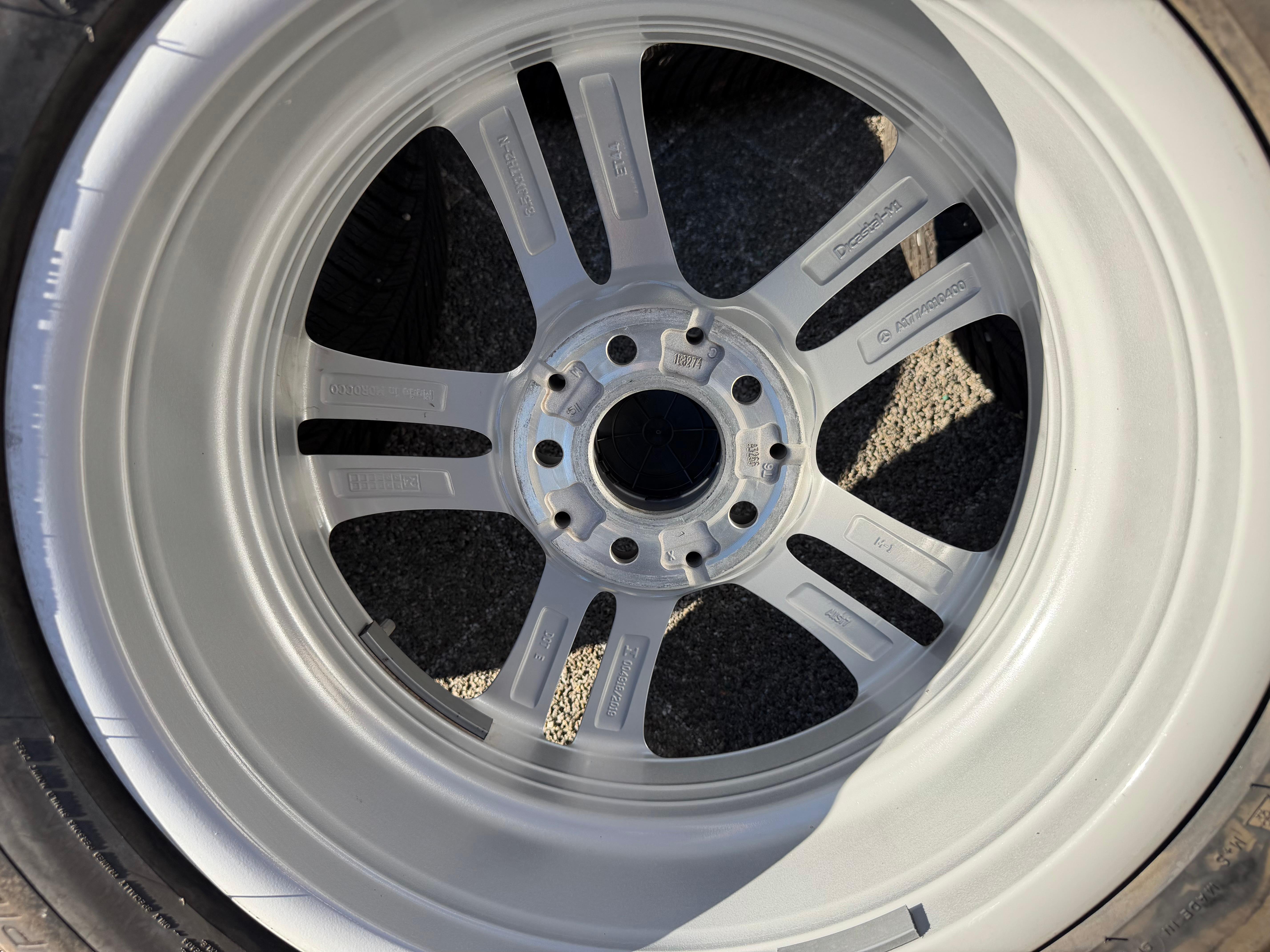 4 Original 17" Alu Winterräder Mercedes GLA H247 GLB X247 215/65R17 99H RDKS 2024