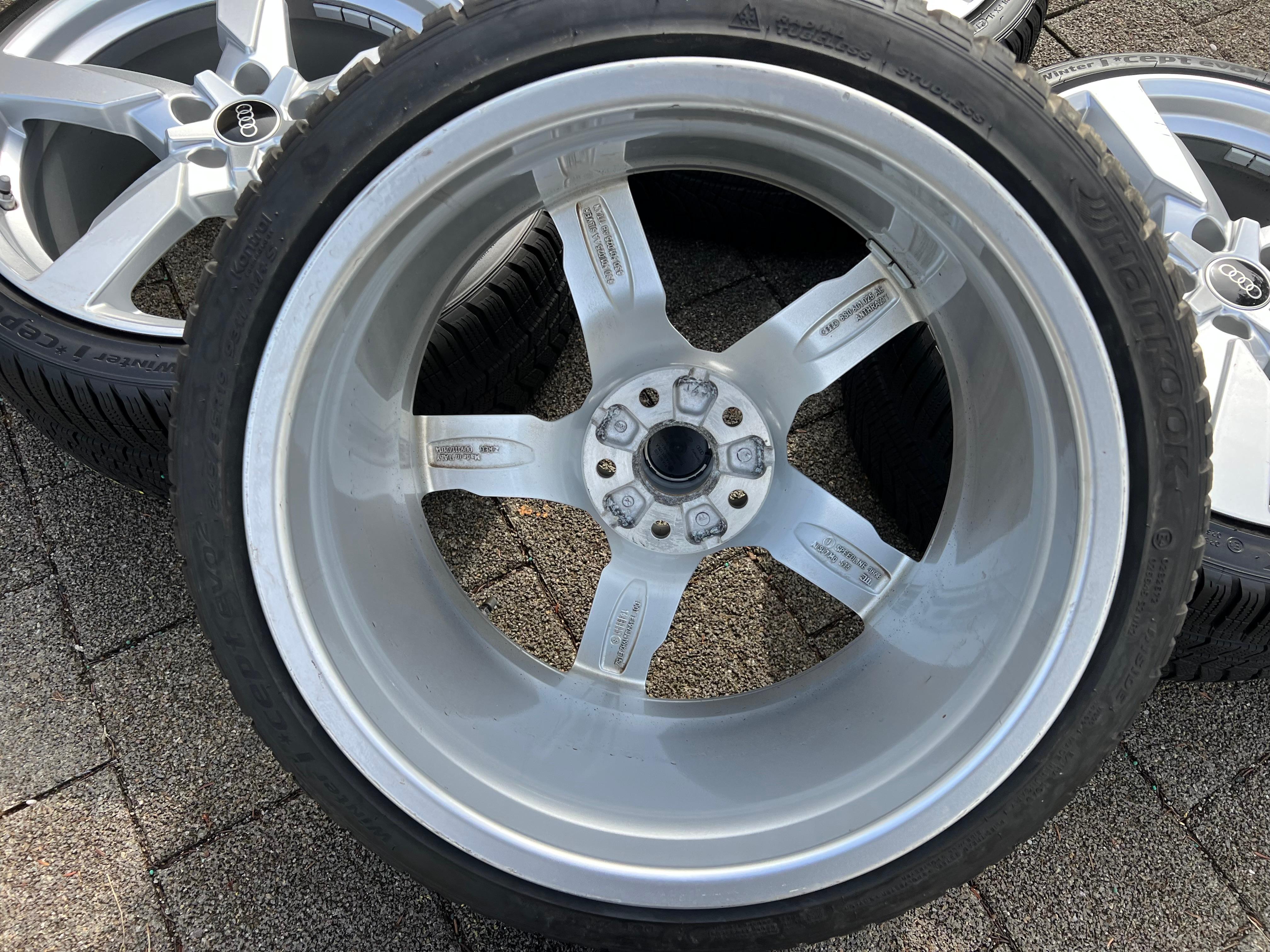 4 ORIGINELE 19" ALUMINIUM WINTERWIELEN AUDI TT TTS 8S 8S0601025AA 245/35R19 93W GRATIS LEVERING